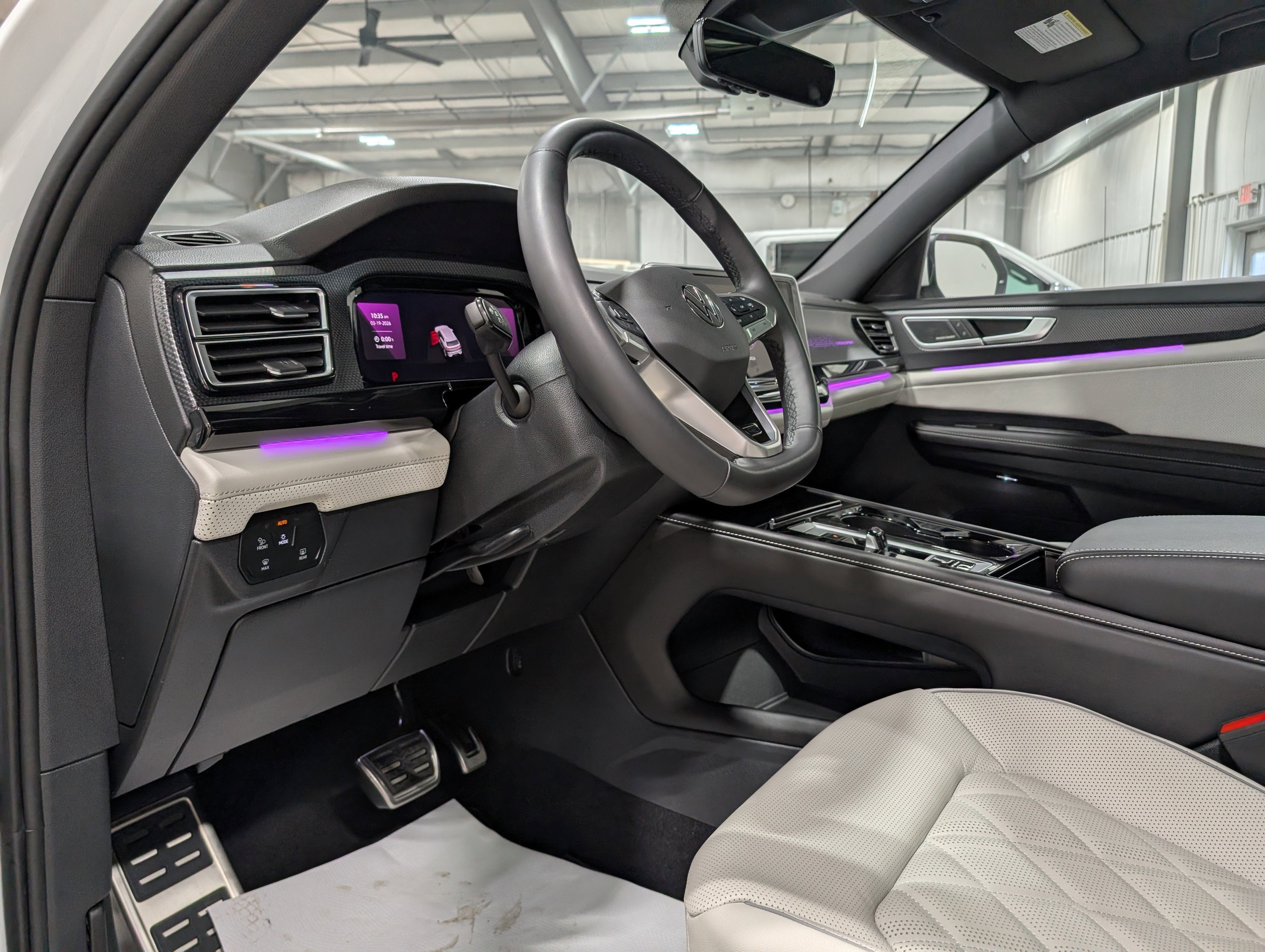 2026 Volkswagen Atlas Cross Sport SEL Premium R-Line