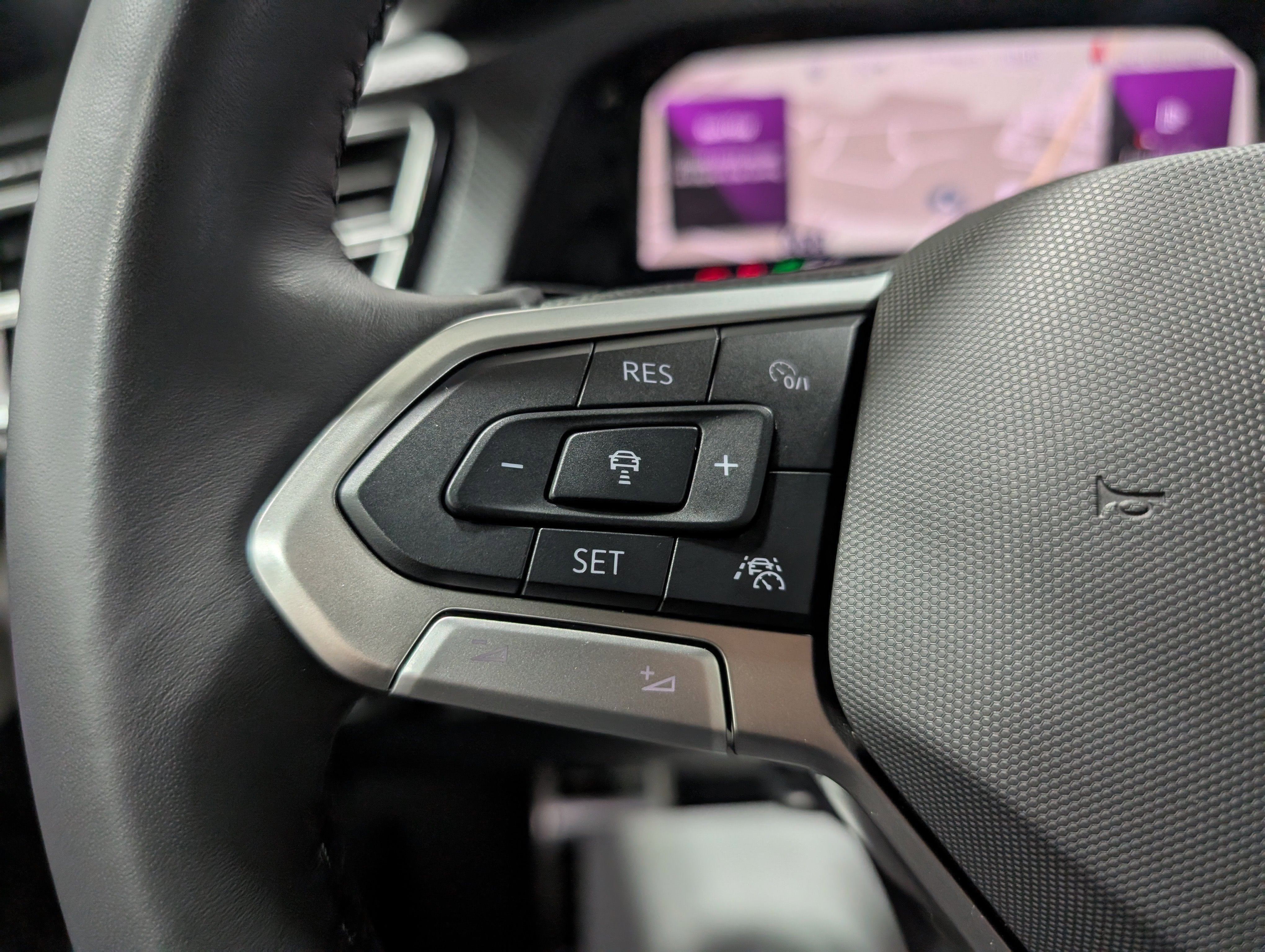 2026 Volkswagen Atlas Cross Sport SEL Premium R-Line