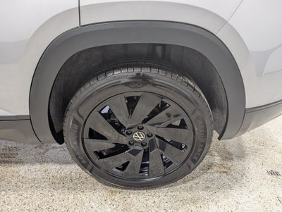 2026 Volkswagen Atlas Cross Sport SE with Technology