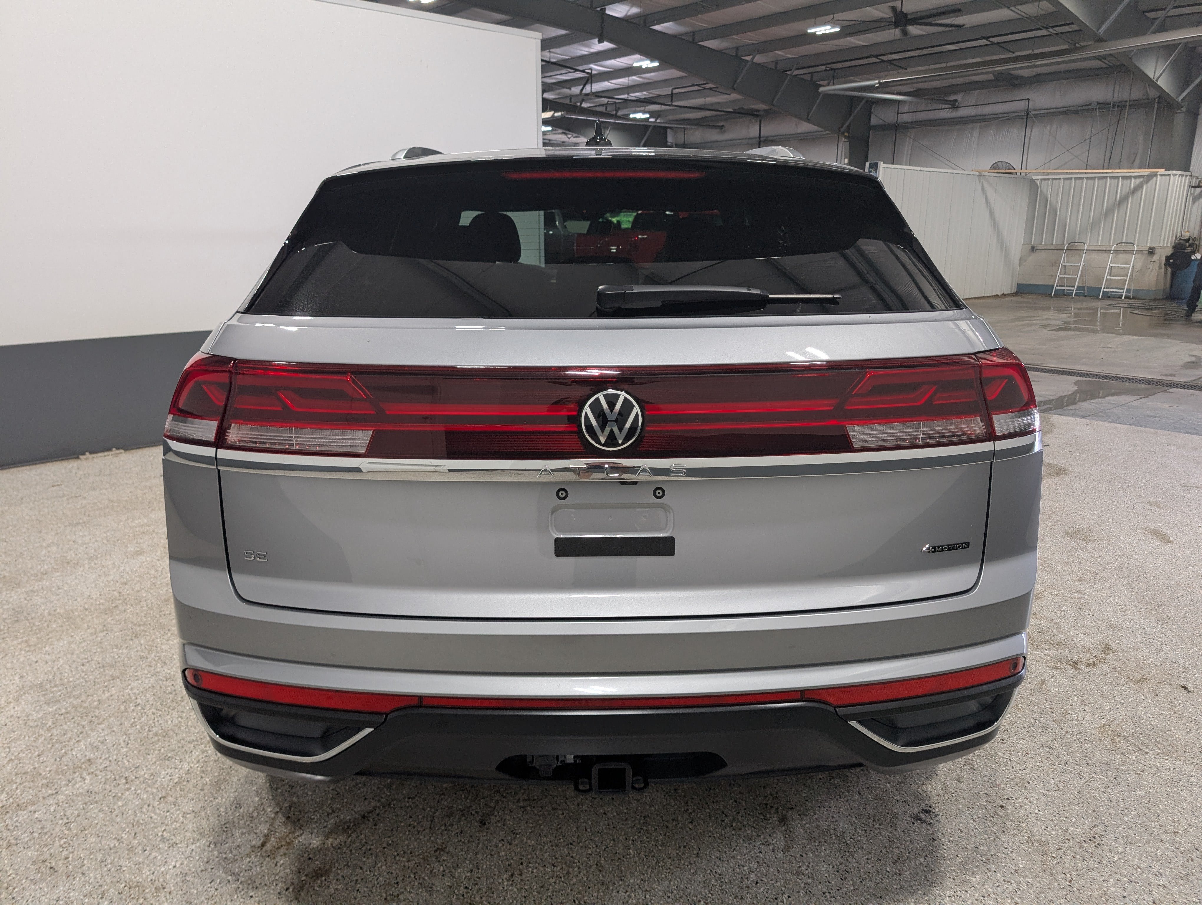 2026 Volkswagen Atlas Cross Sport SE with Technology