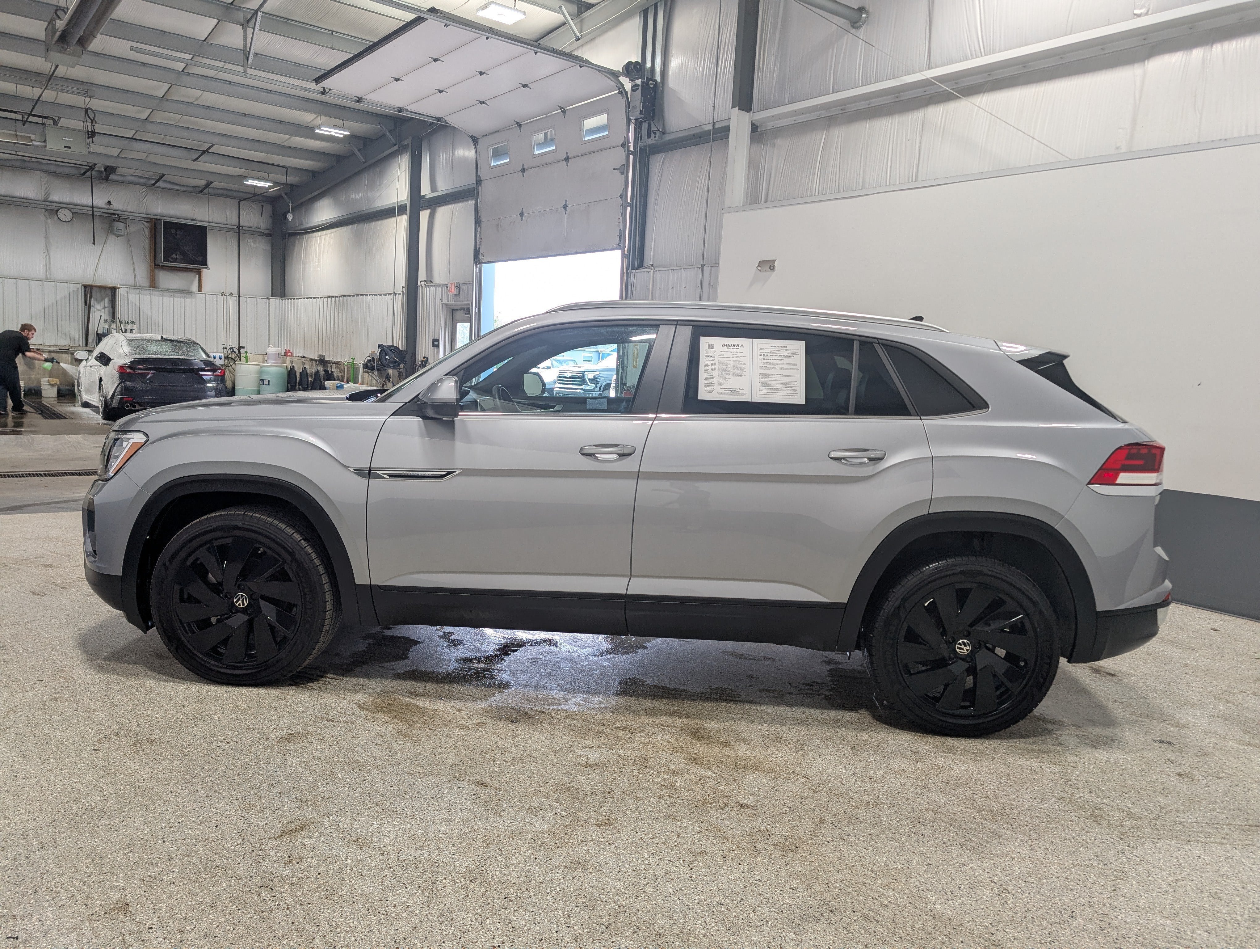 2026 Volkswagen Atlas Cross Sport SE with Technology