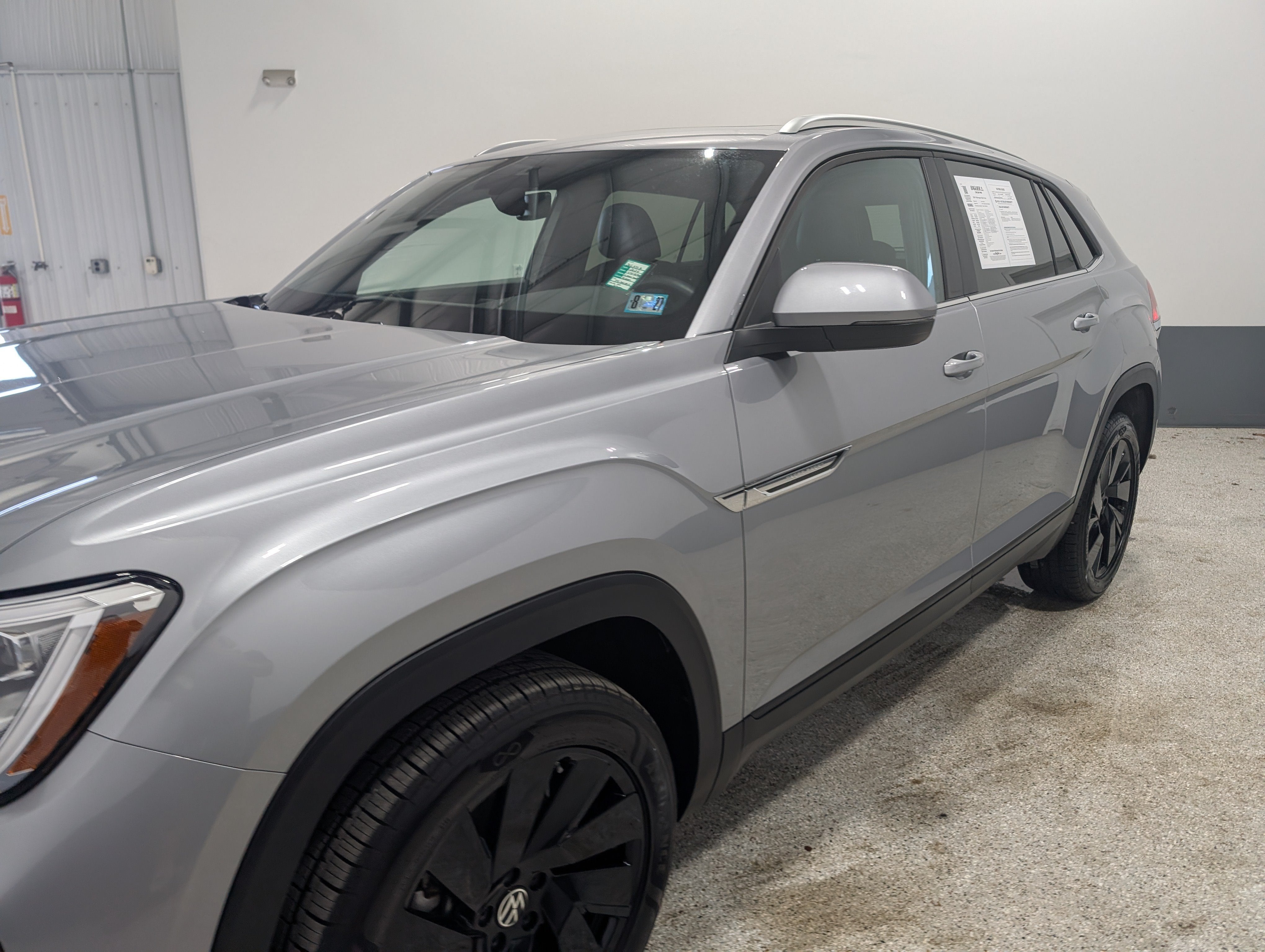 2026 Volkswagen Atlas Cross Sport SE with Technology