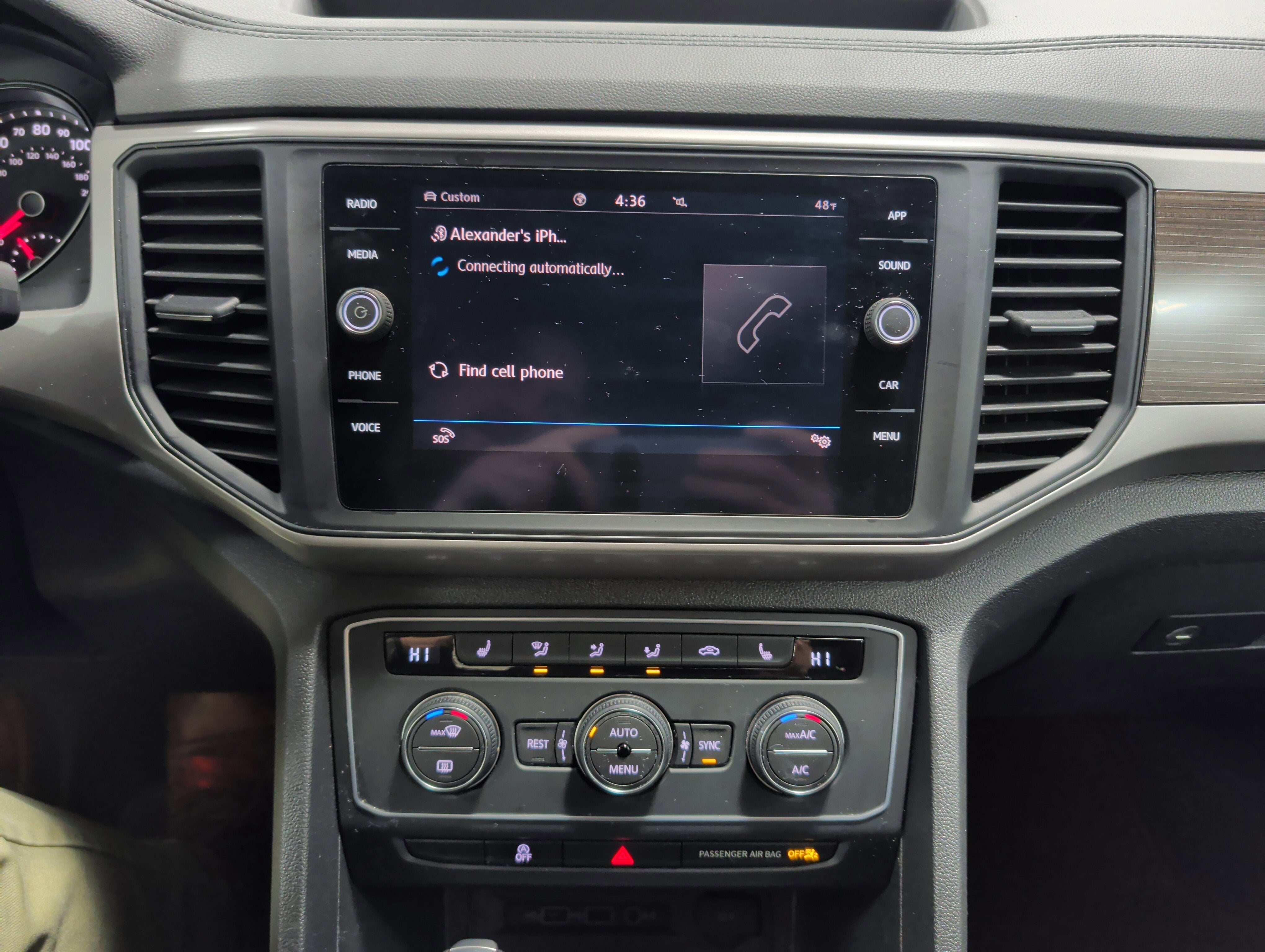 2020 Volkswagen Atlas 3.6L V6 SE w/Technology R-Line