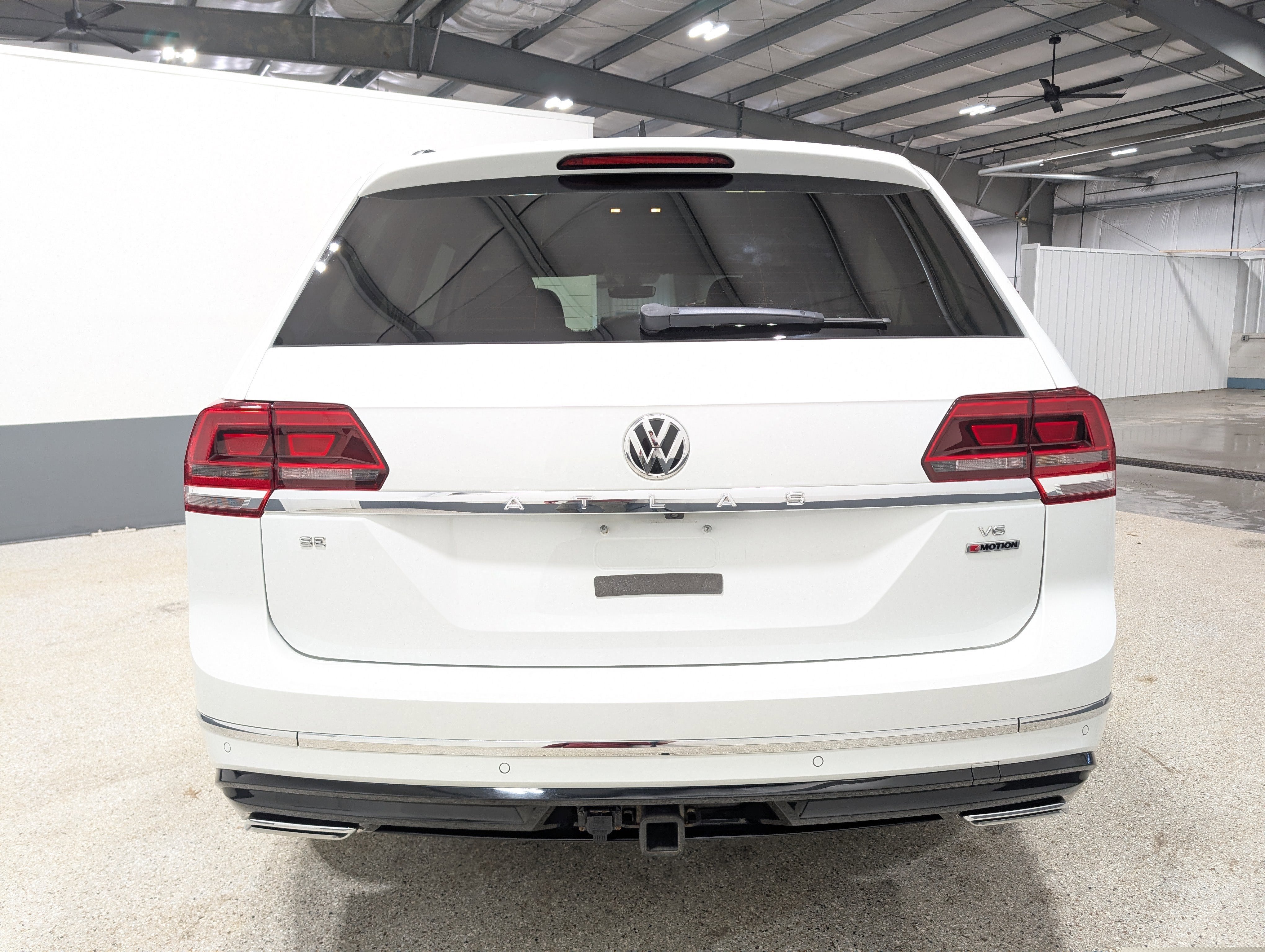 2020 Volkswagen Atlas 3.6L V6 SE w/Technology R-Line