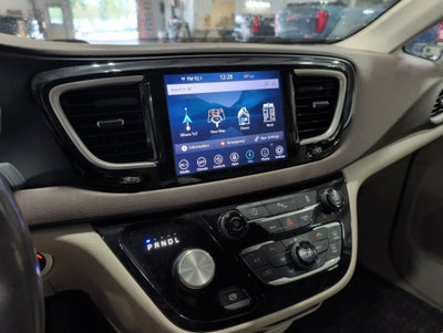 2020 Chrysler Pacifica Touring L Plus