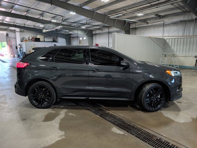 2021 Ford Edge ST