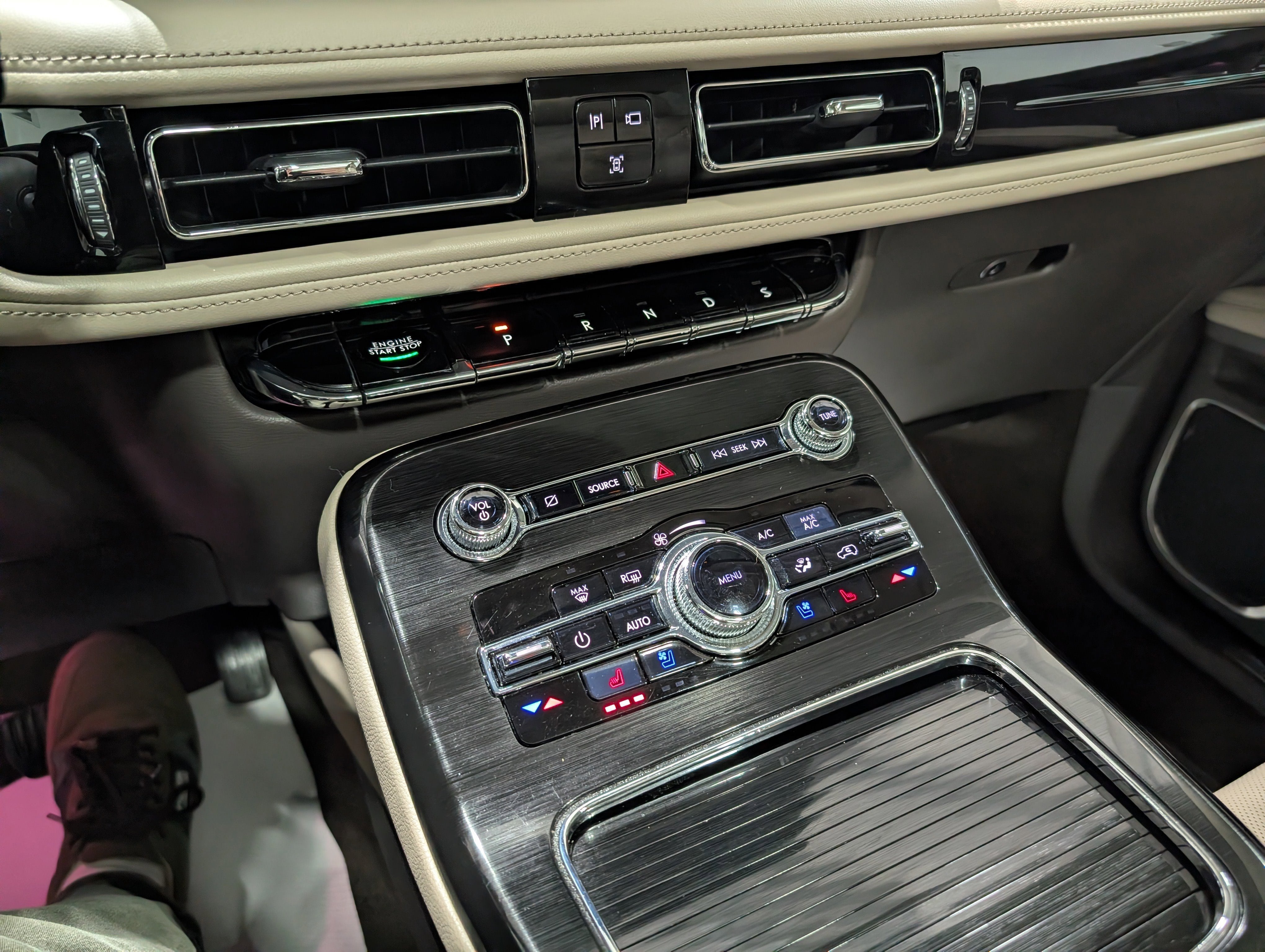 2021 Lincoln Nautilus Reserve