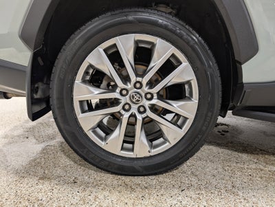 2023 Toyota RAV4 XLE Premium