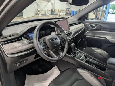 2024 Jeep Compass Latitude Lux FWD