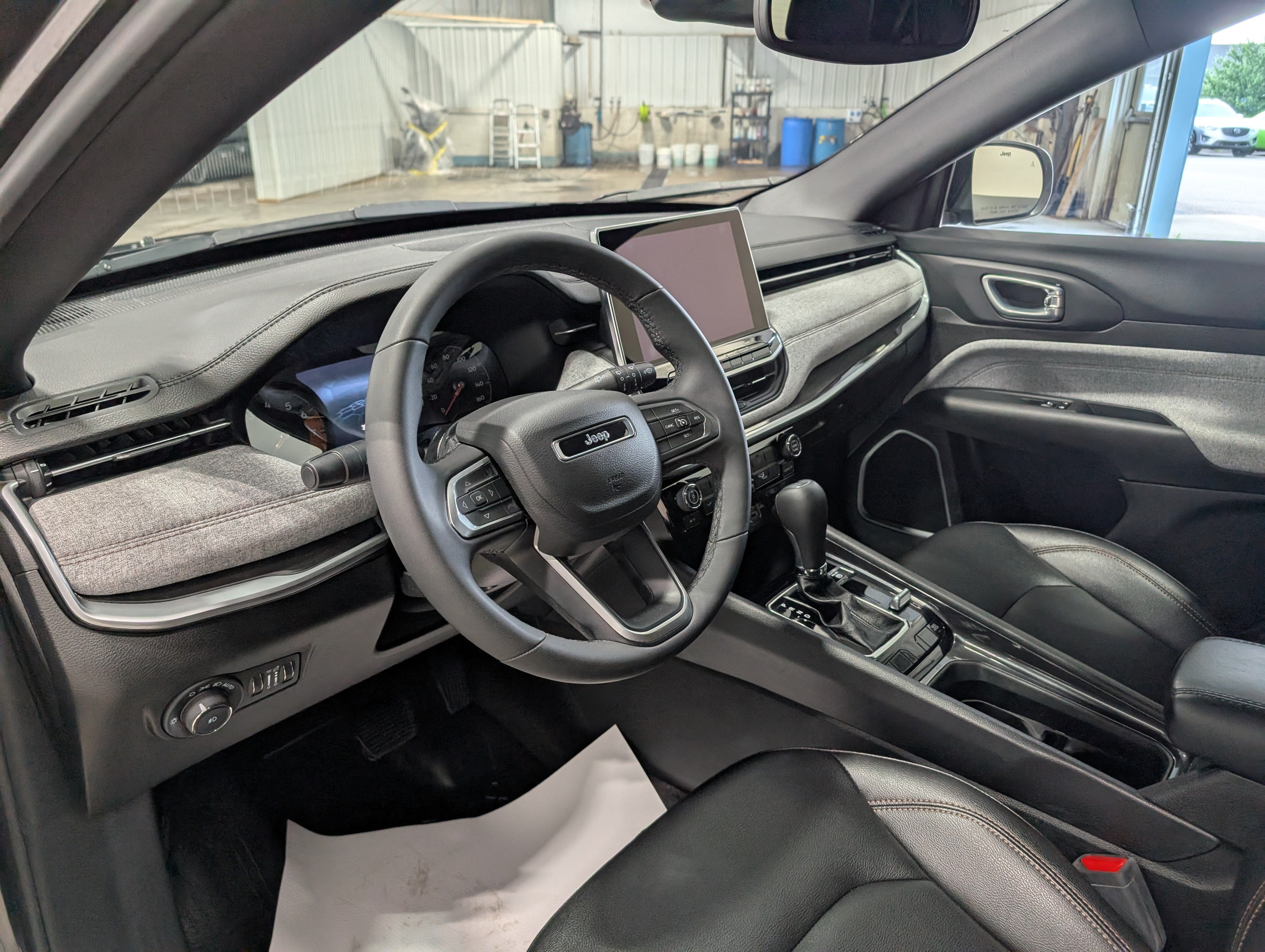 2024 Jeep Compass Latitude Lux FWD