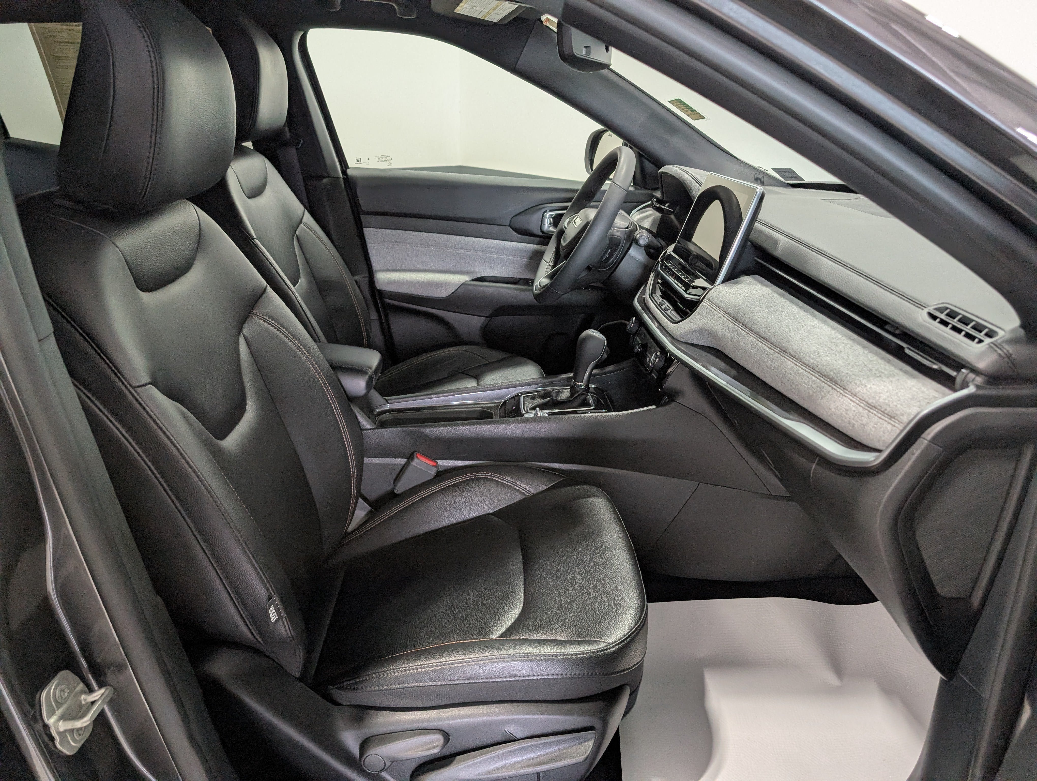 2024 Jeep Compass Latitude Lux FWD