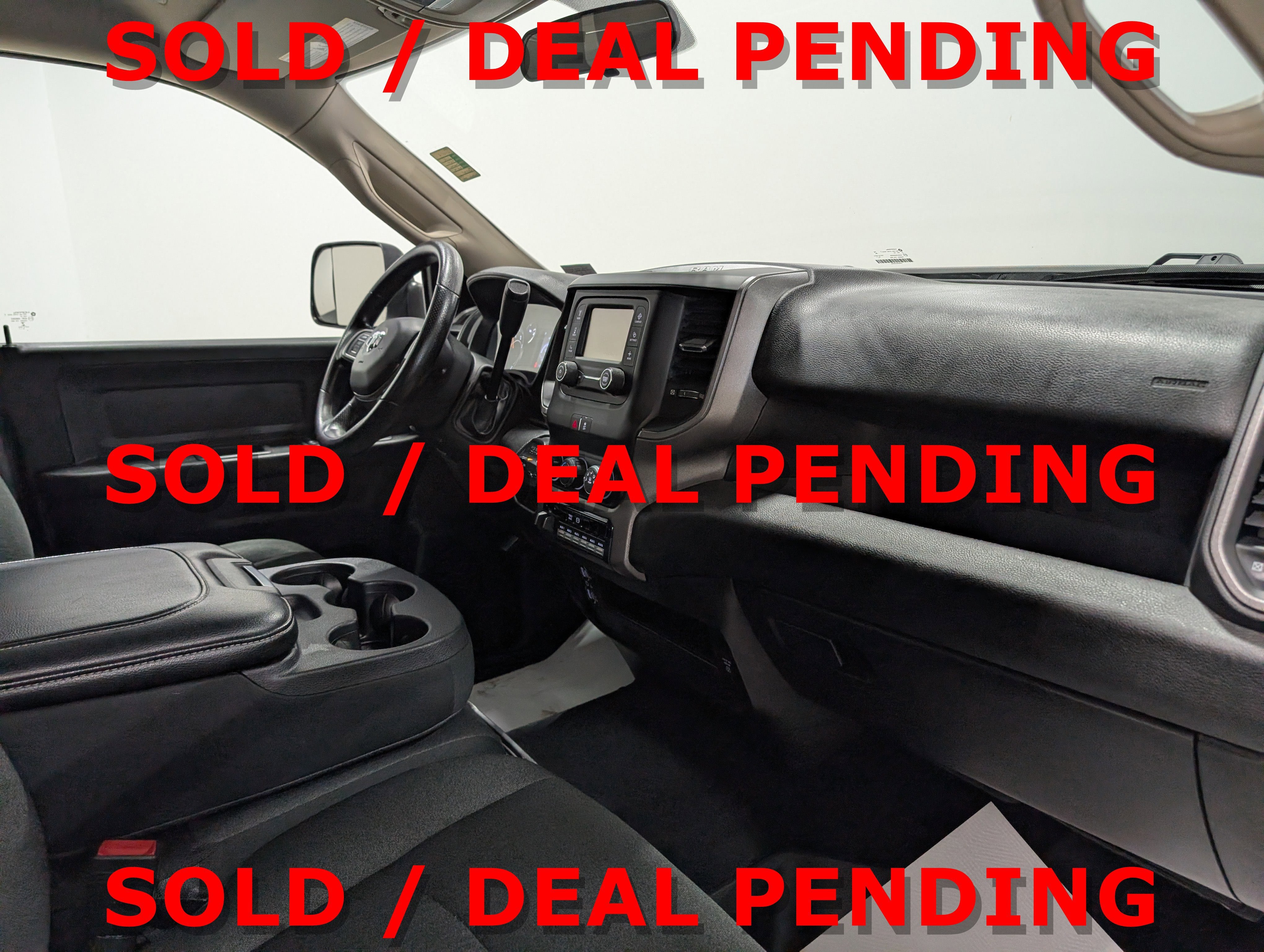 2020 RAM 2500 Tradesman Crew Cab 4X4 6'4" Box