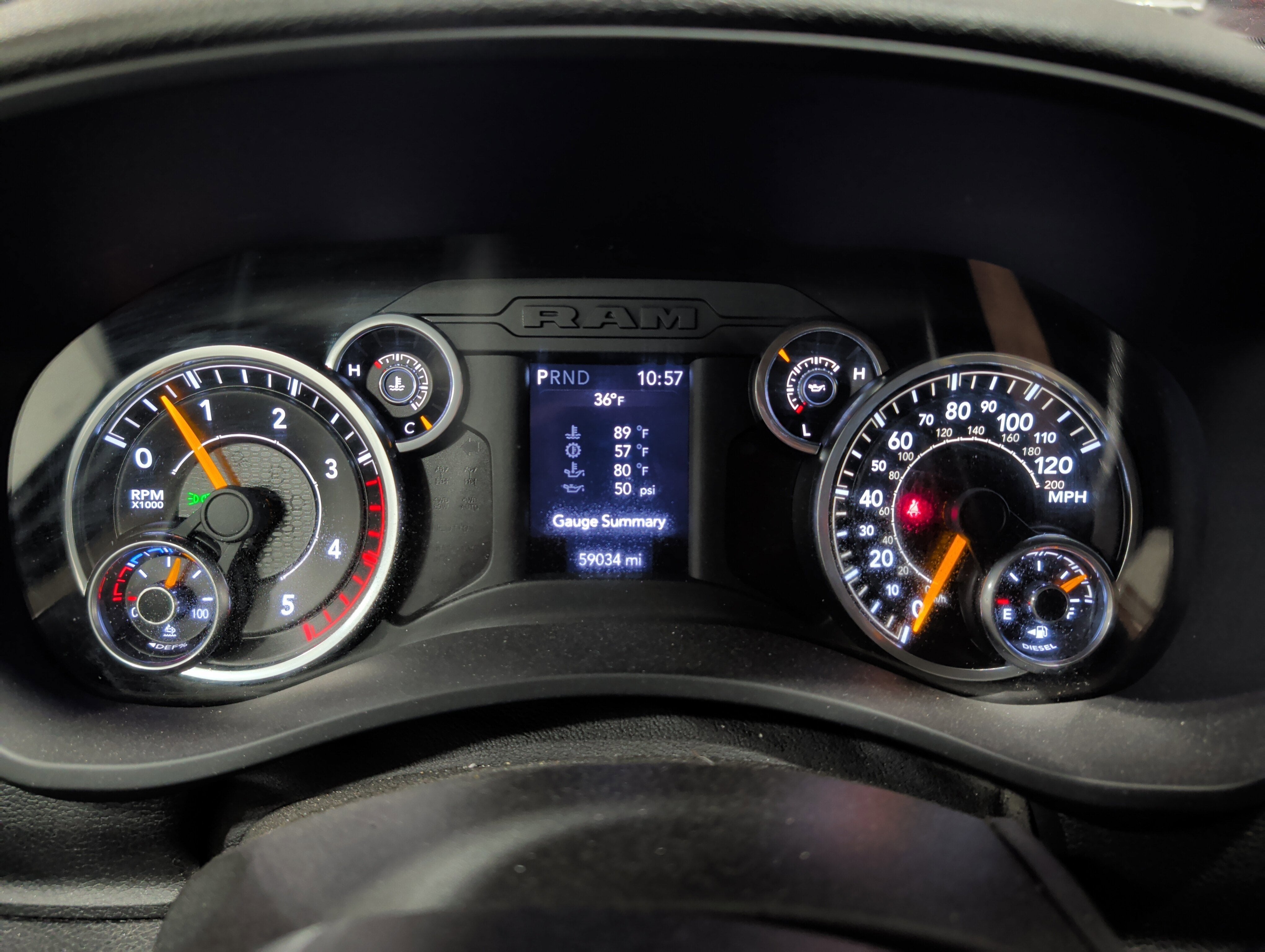 2020 RAM 2500 Tradesman Crew Cab 4X4 6'4" Box