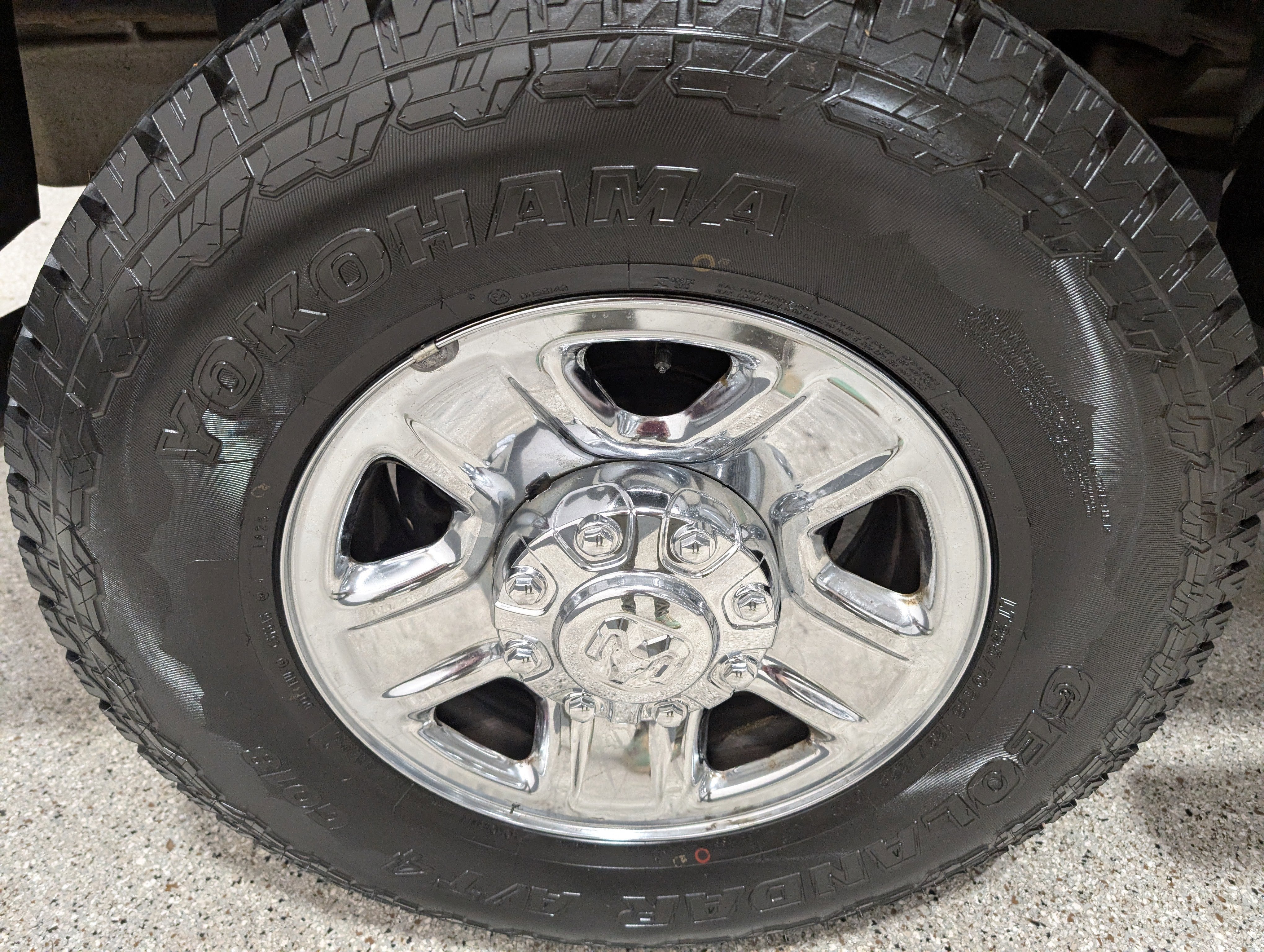 2019 RAM 2500 Tradesman Crew Cab 4x4 6'4" Box