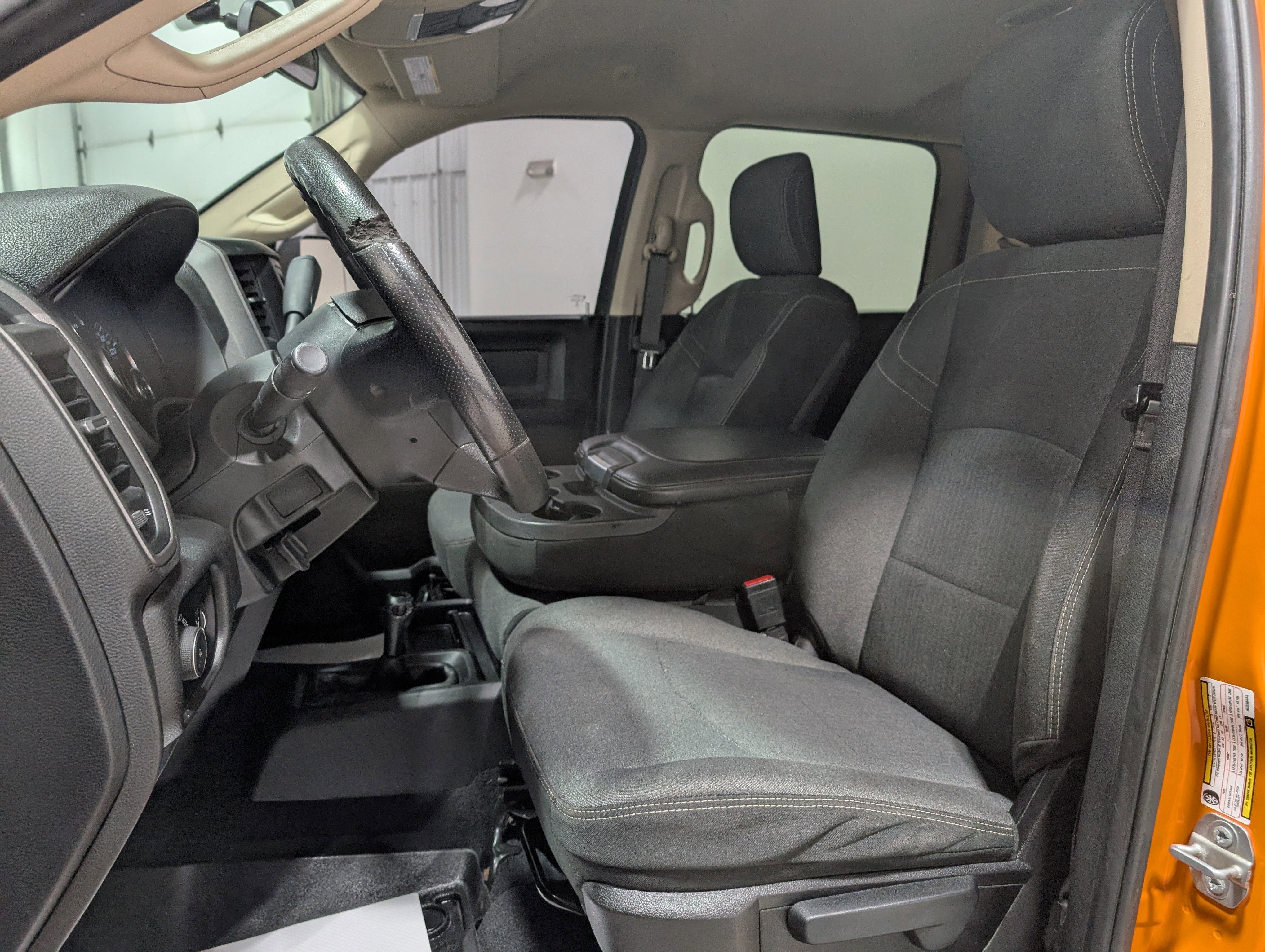 2019 RAM 2500 Tradesman Crew Cab 4x4 6'4" Box