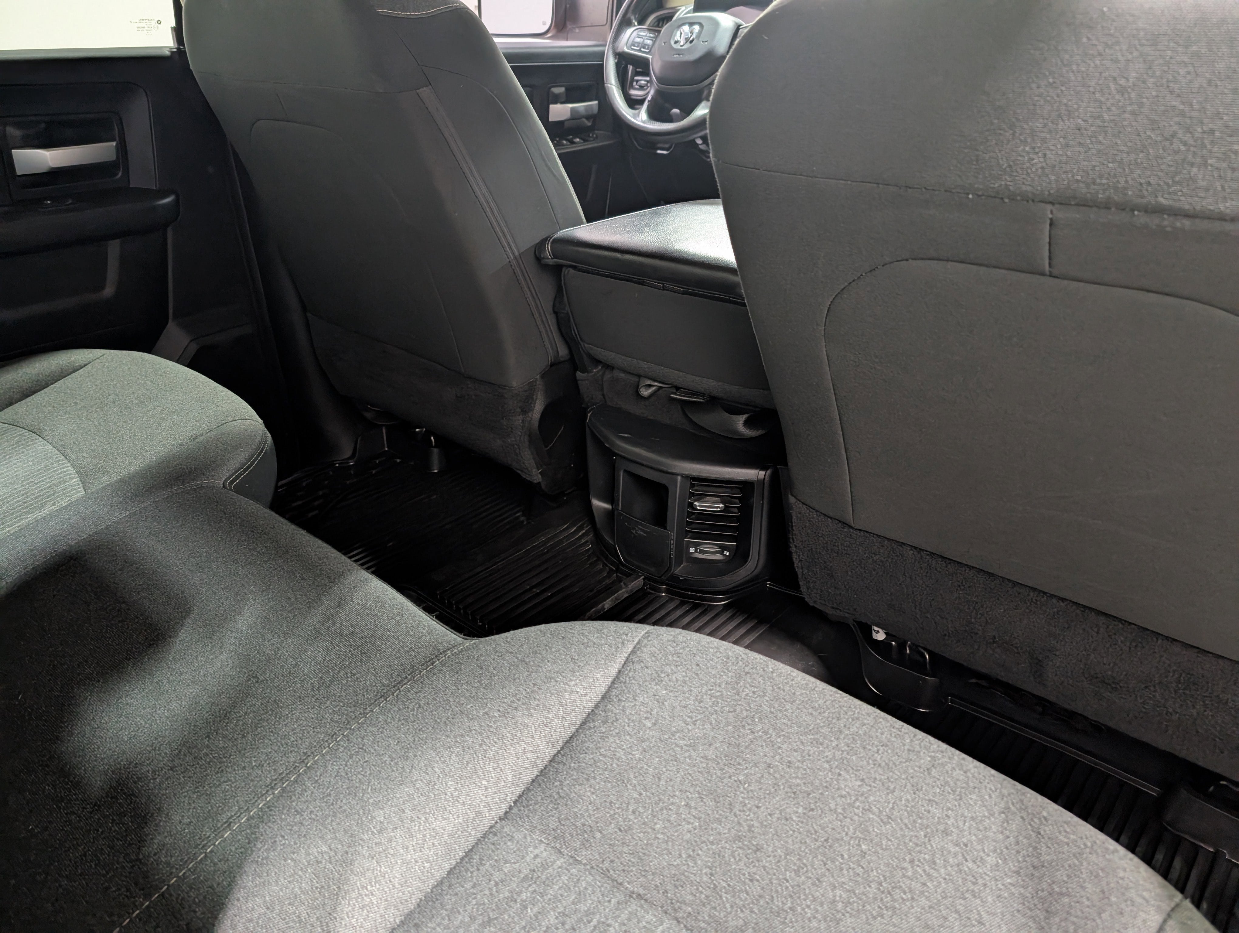 2019 RAM 2500 Tradesman Crew Cab 4x4 6'4" Box