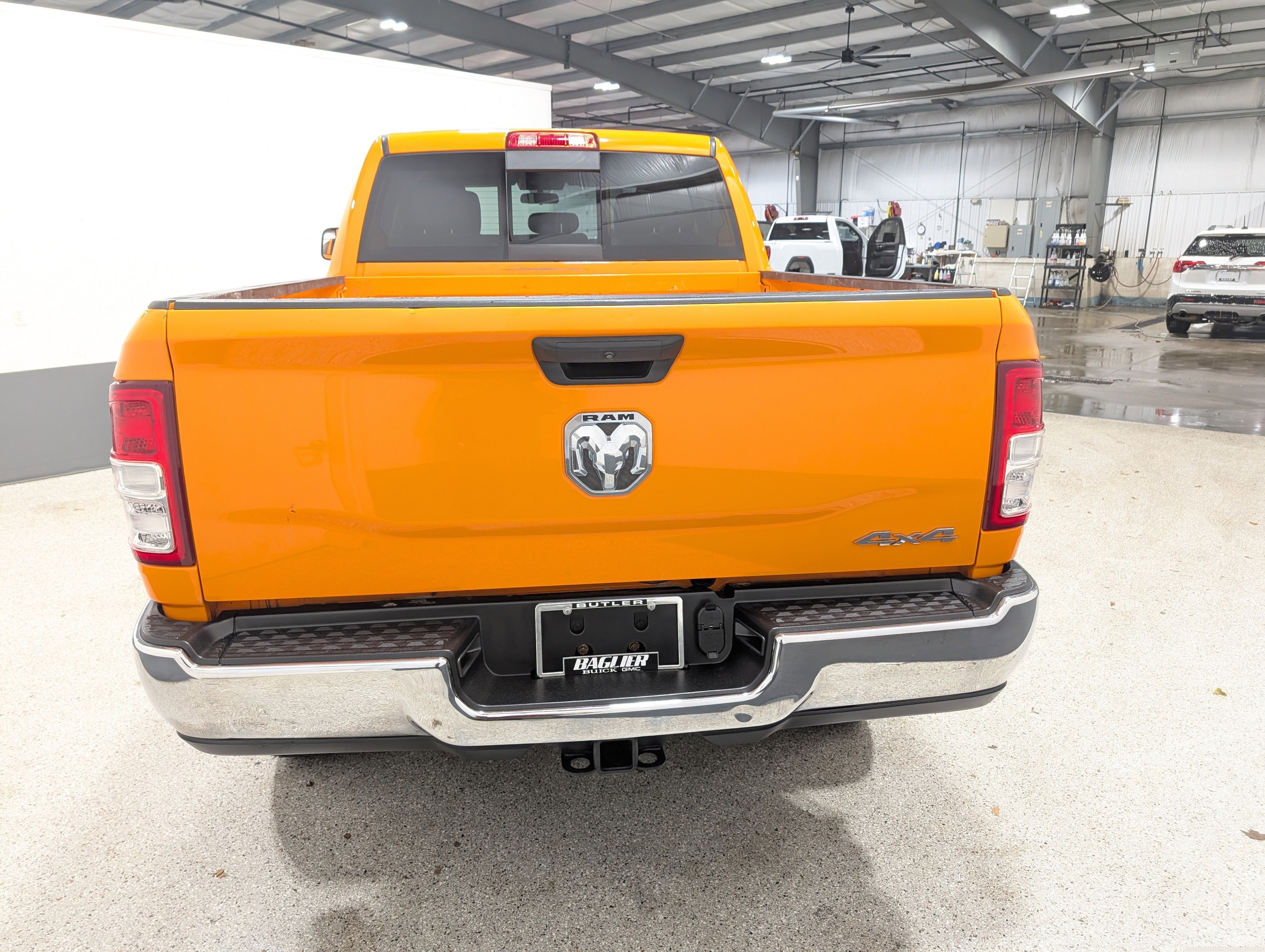 2019 RAM 2500 Tradesman Crew Cab 4x4 6'4" Box