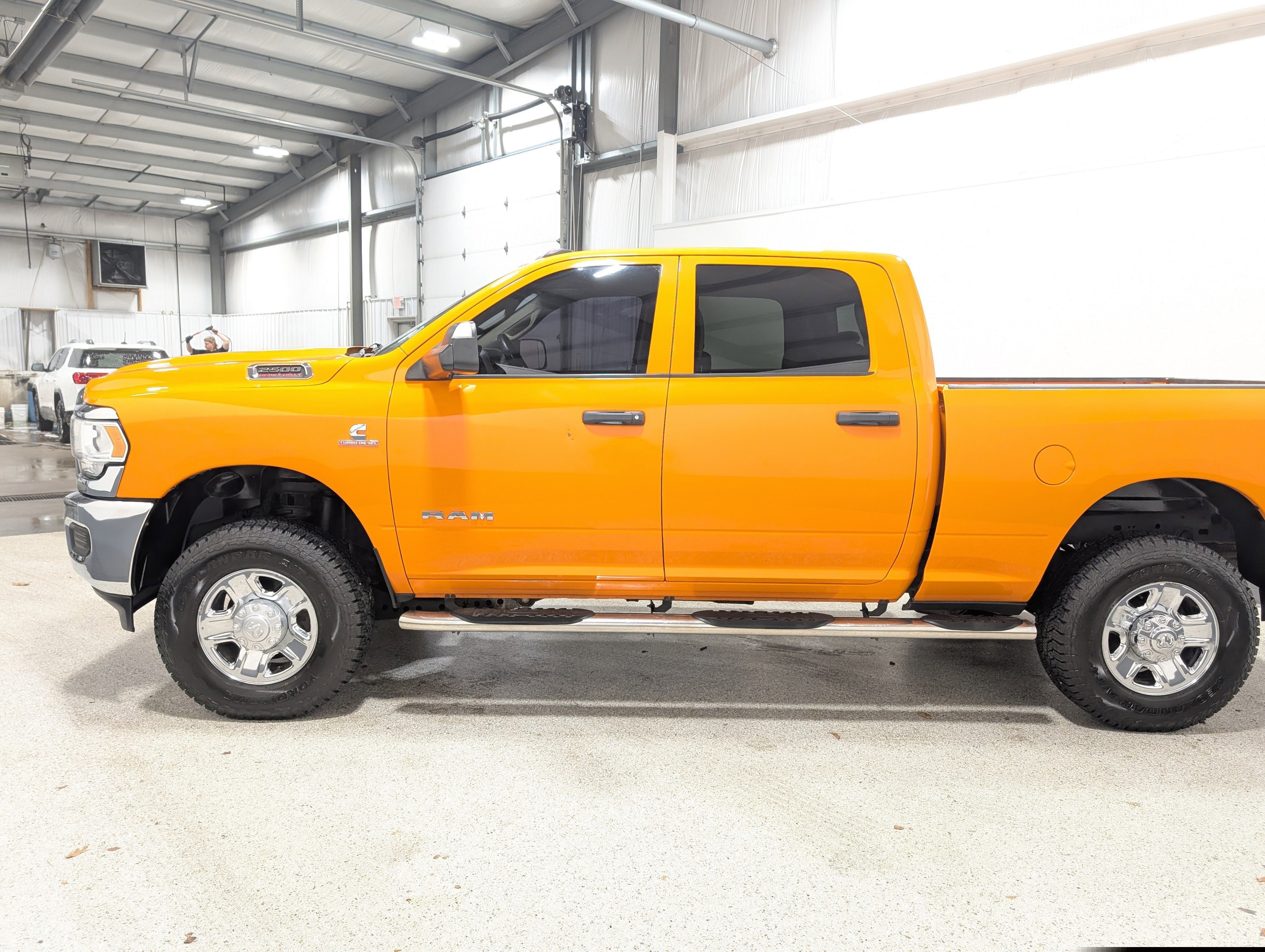 2019 RAM 2500 Tradesman Crew Cab 4x4 6'4" Box