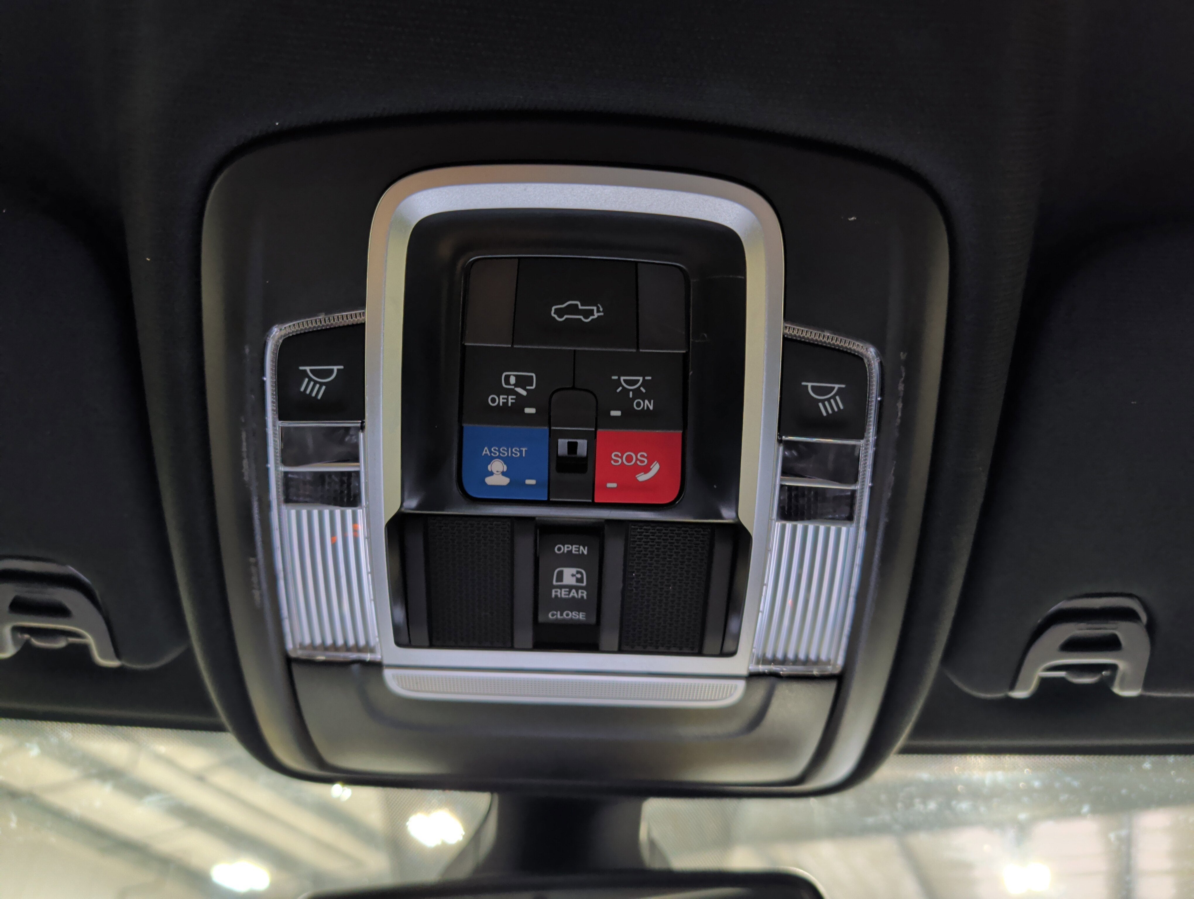 2022 RAM 2500 Laramie Crew Cab 4x4 6'4" Box