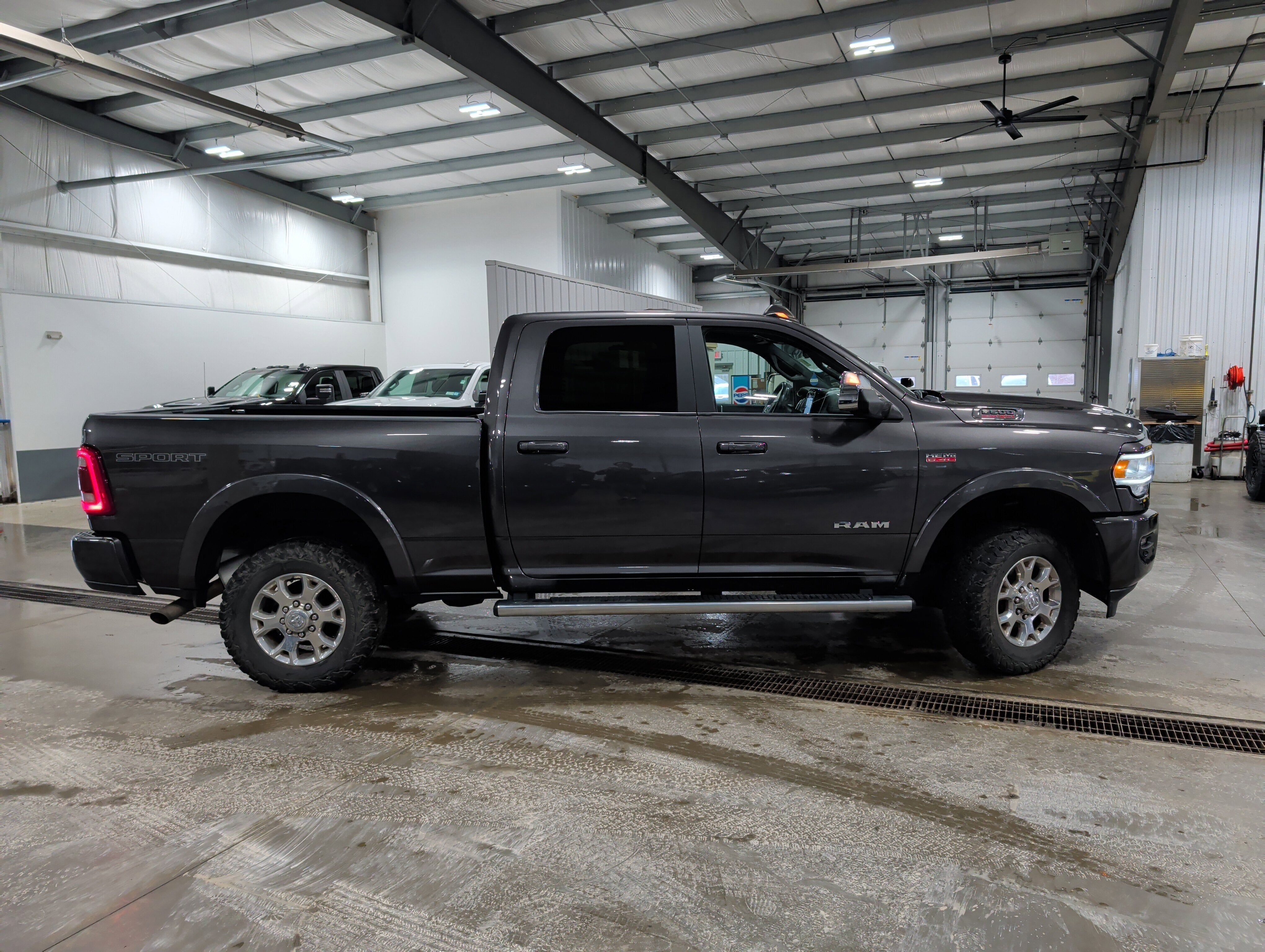 2022 RAM 2500 Laramie Crew Cab 4x4 6'4" Box