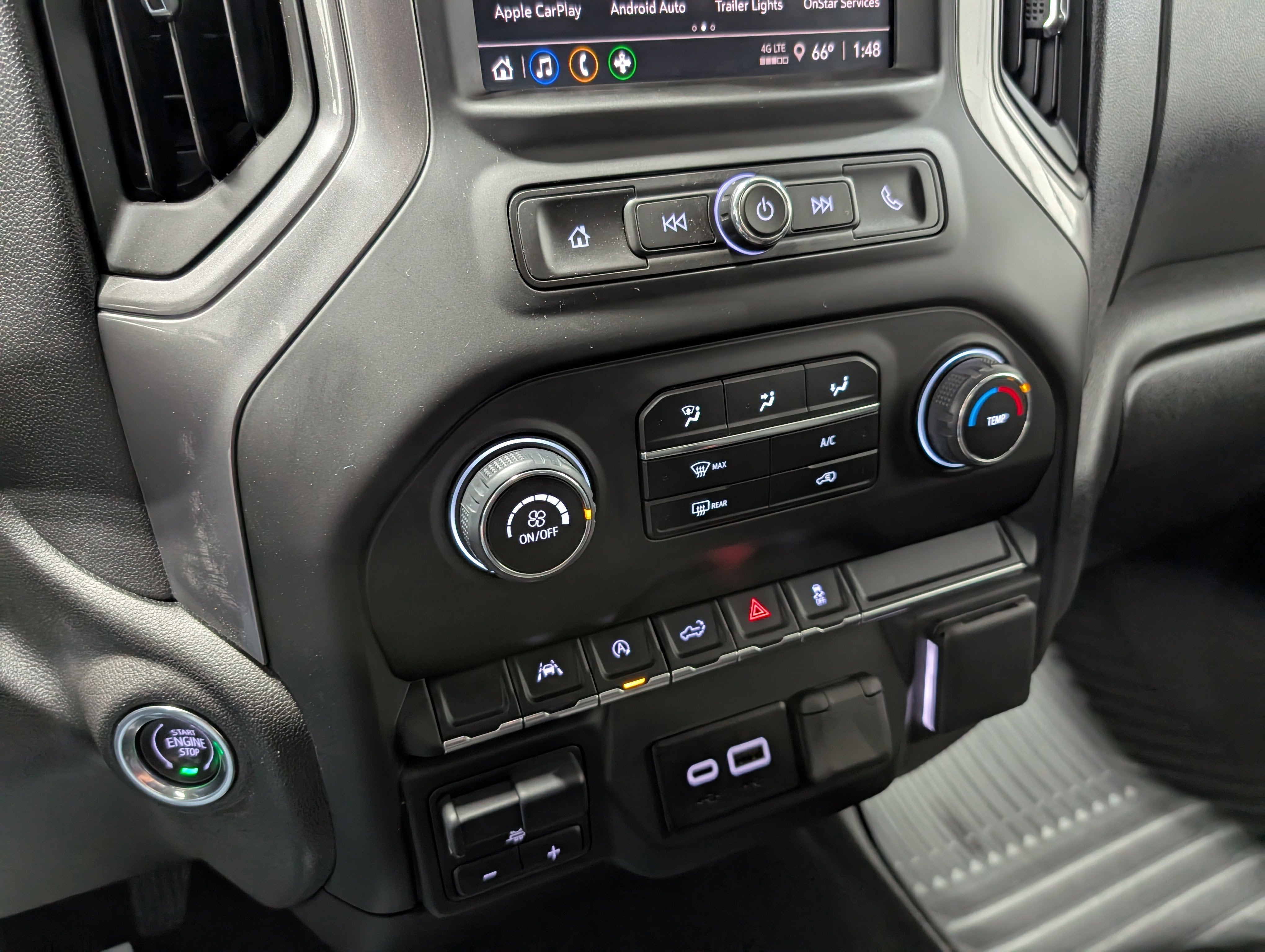 2024 Chevrolet Silverado 1500 Custom