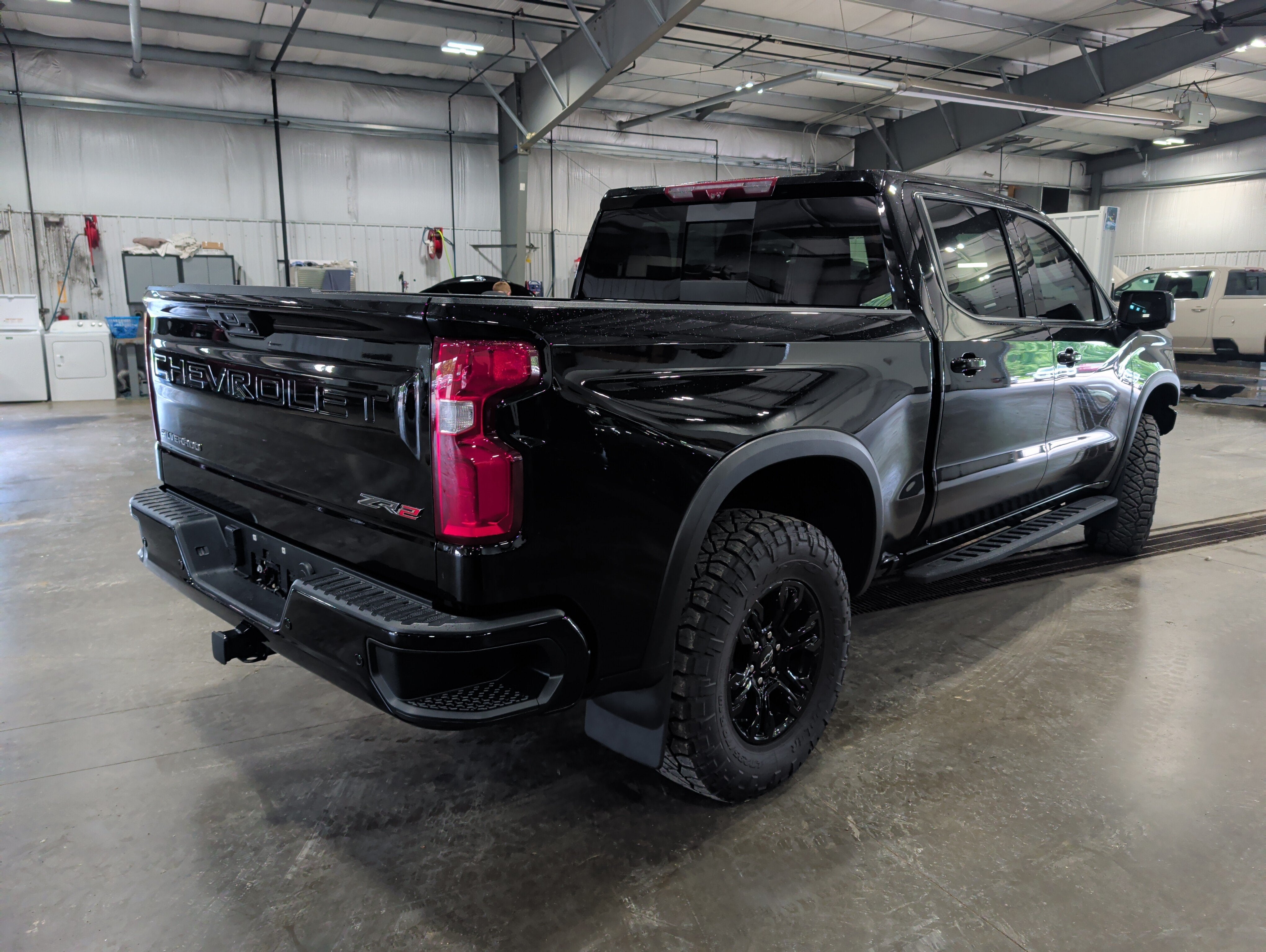 2023 Chevrolet Silverado 1500 ZR2