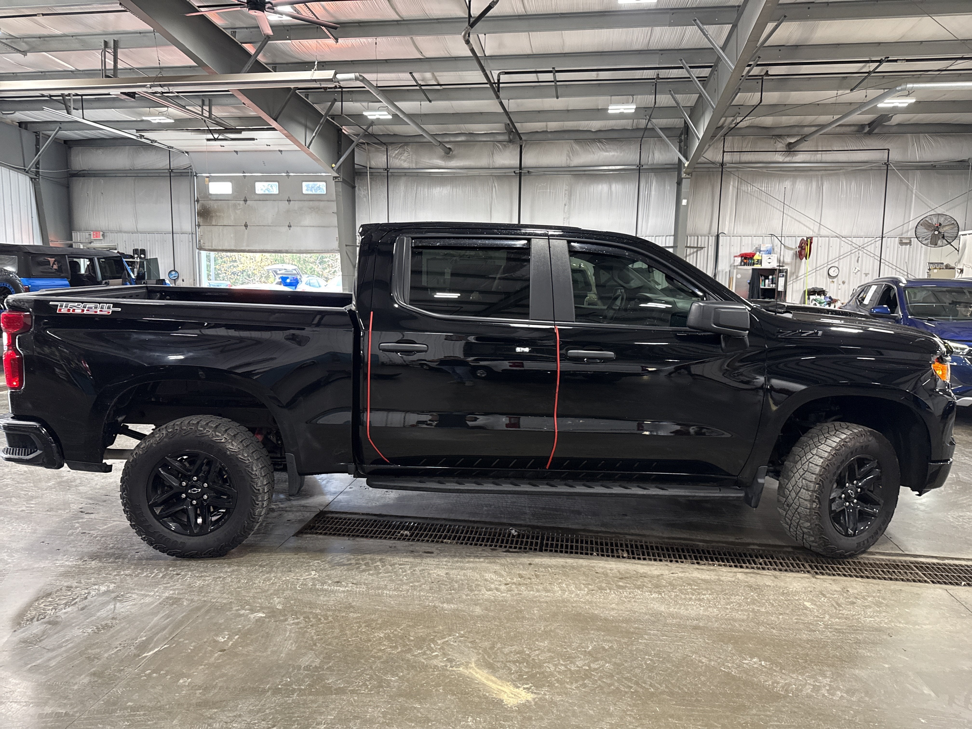 2025 Chevrolet Silverado 1500 Custom Trail Boss