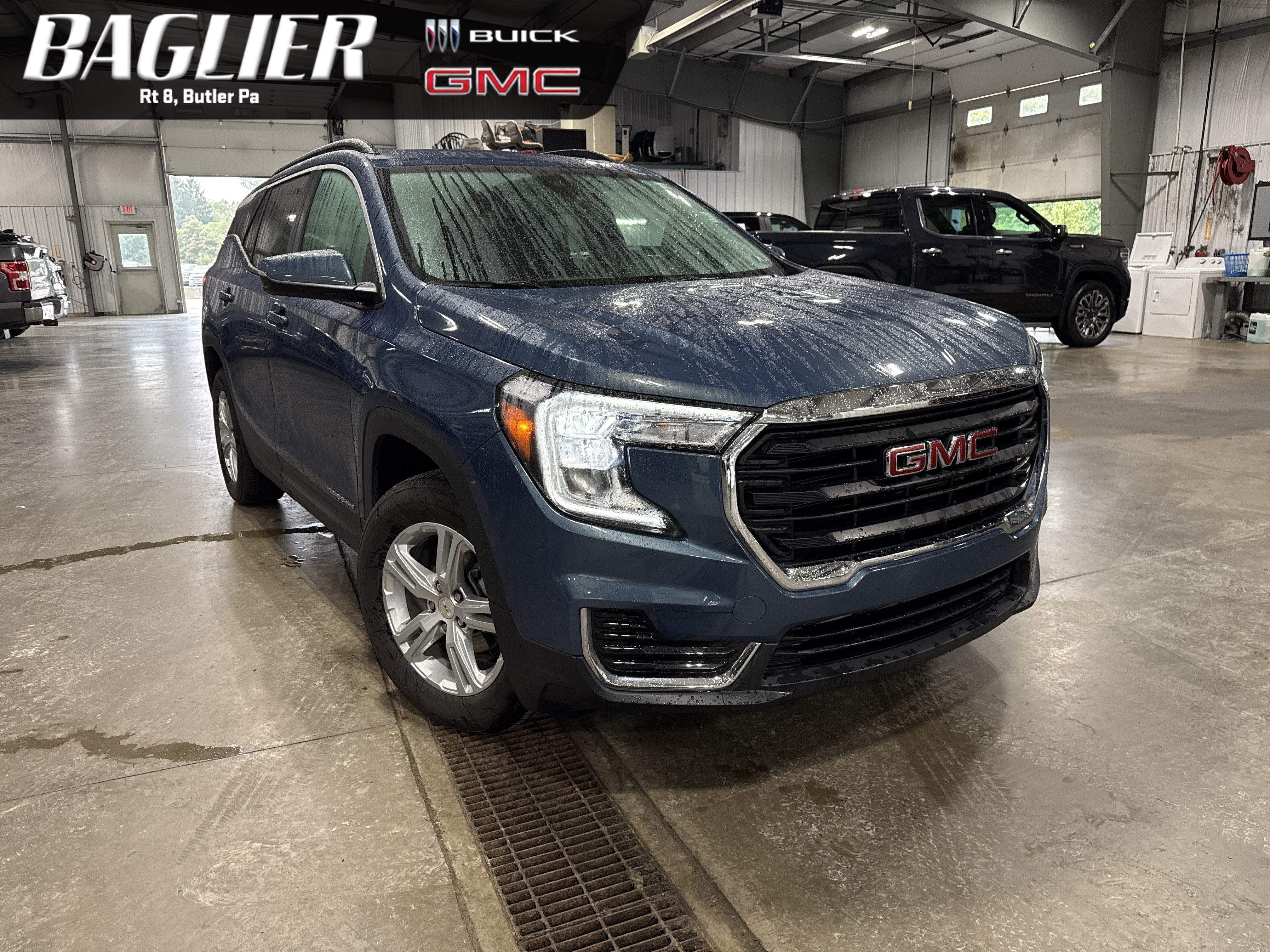 2024 GMC Terrain SLE