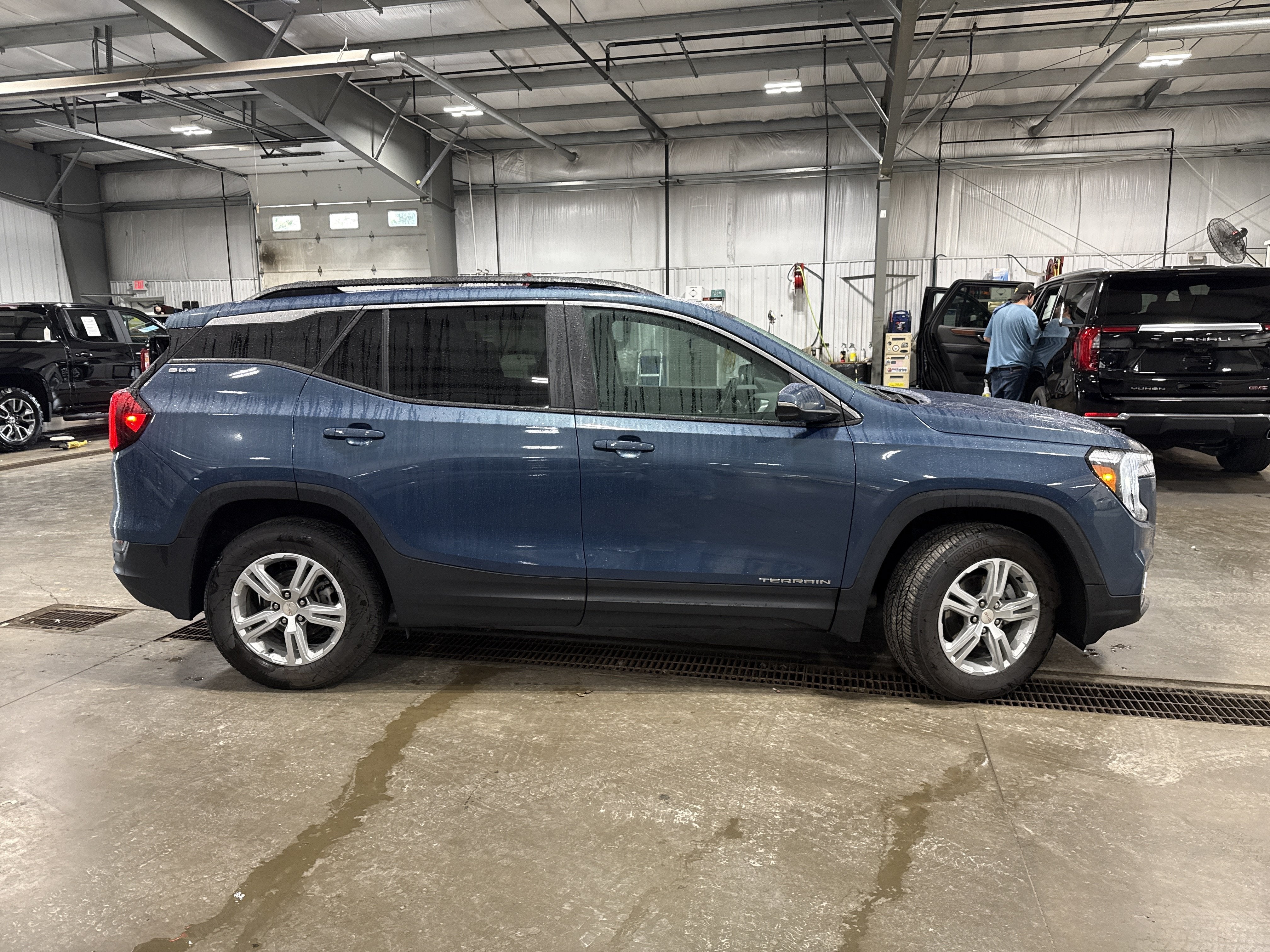 2024 GMC Terrain SLE