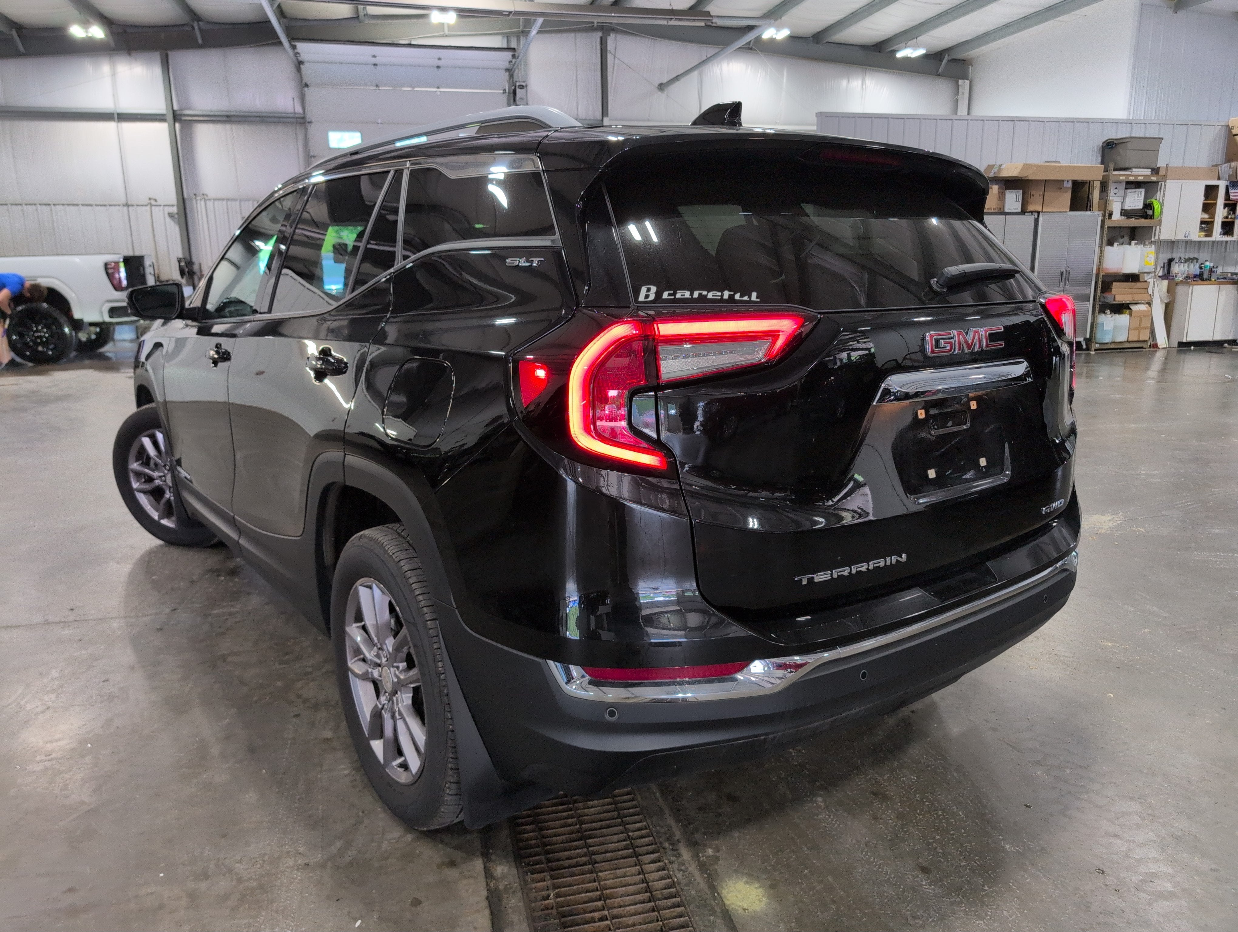 2023 GMC Terrain SLT