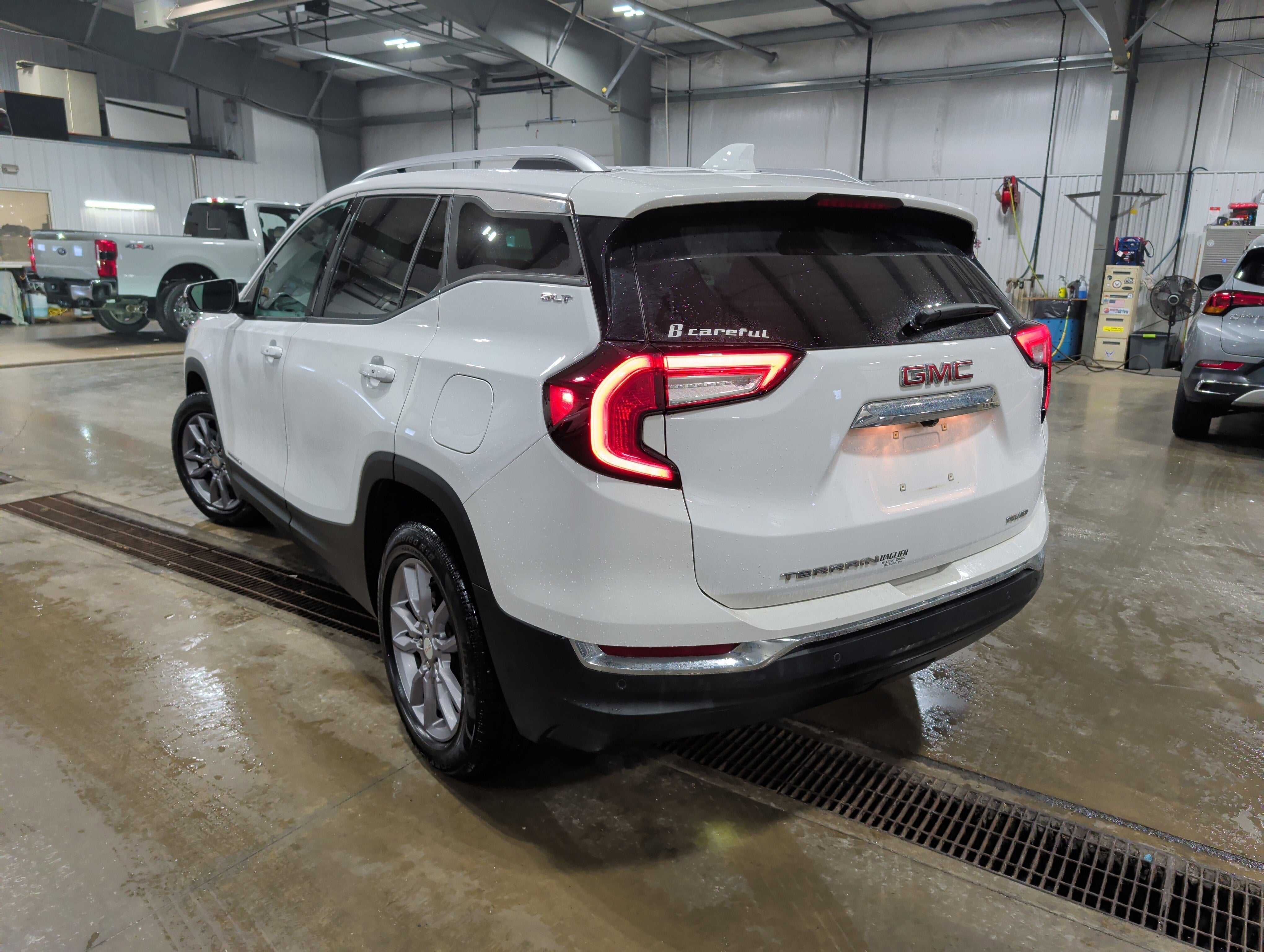 2022 GMC Terrain SLT