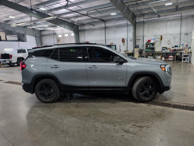2024 GMC Terrain AT4