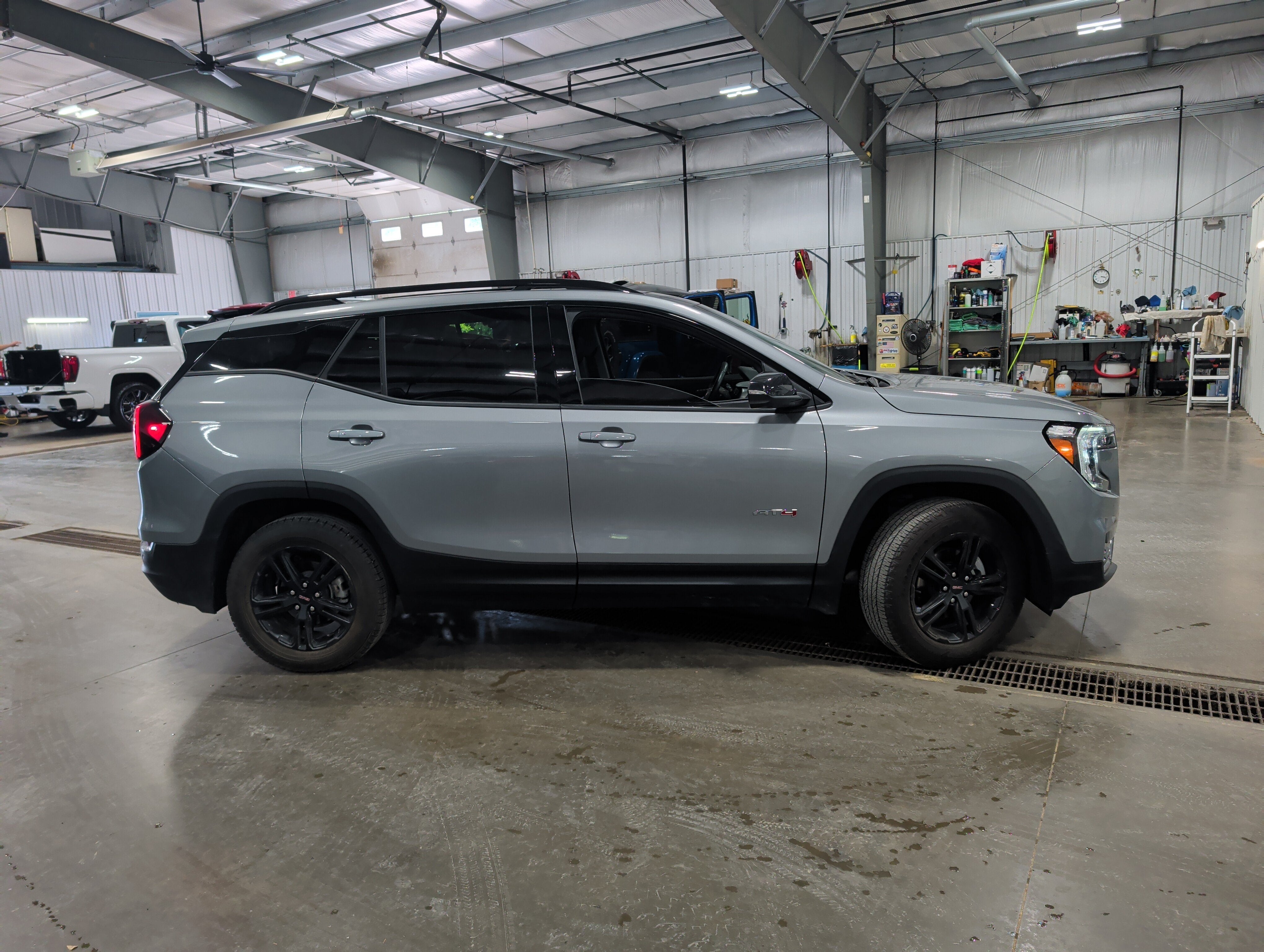 2024 GMC Terrain AT4