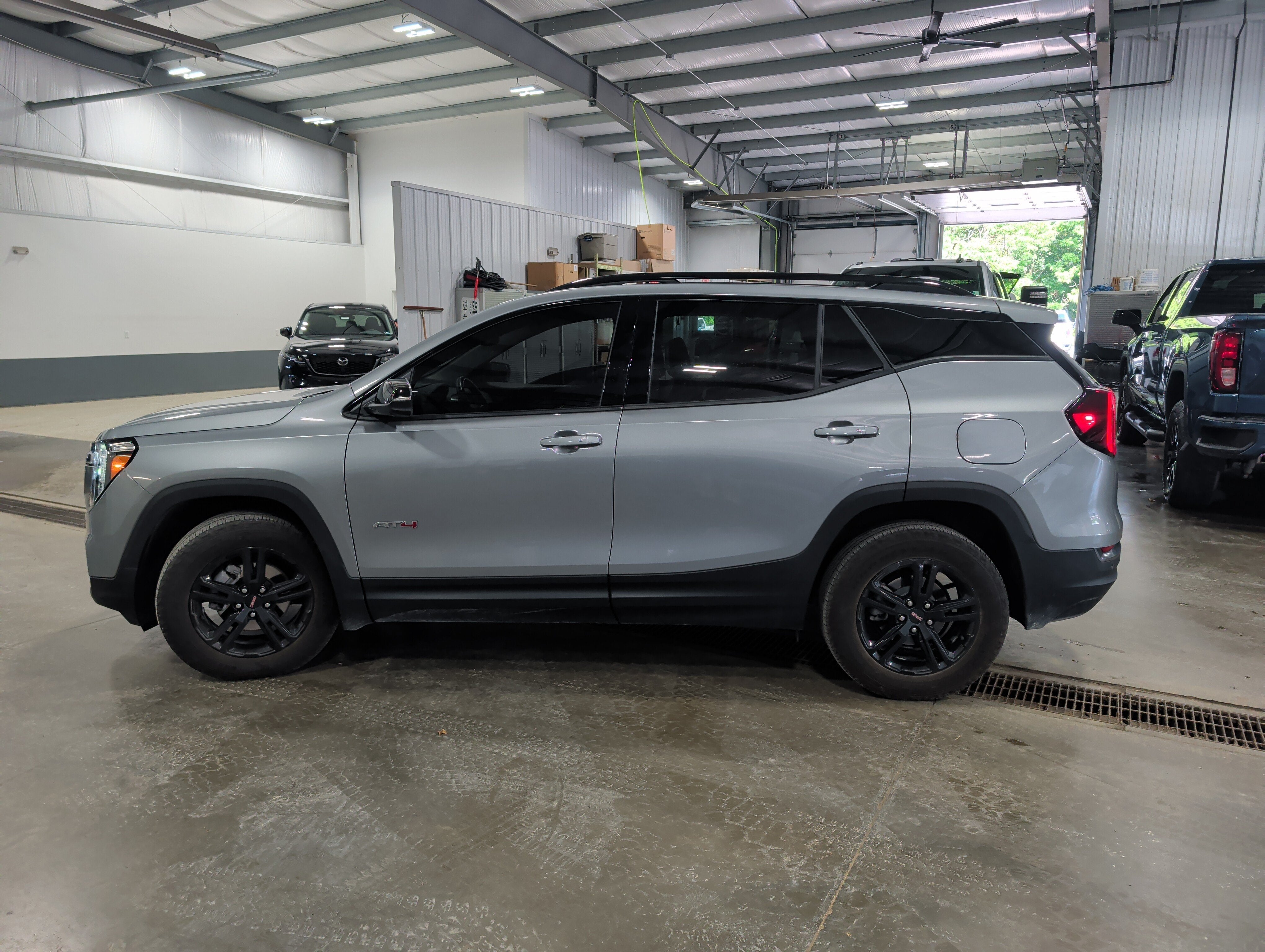 2024 GMC Terrain AT4