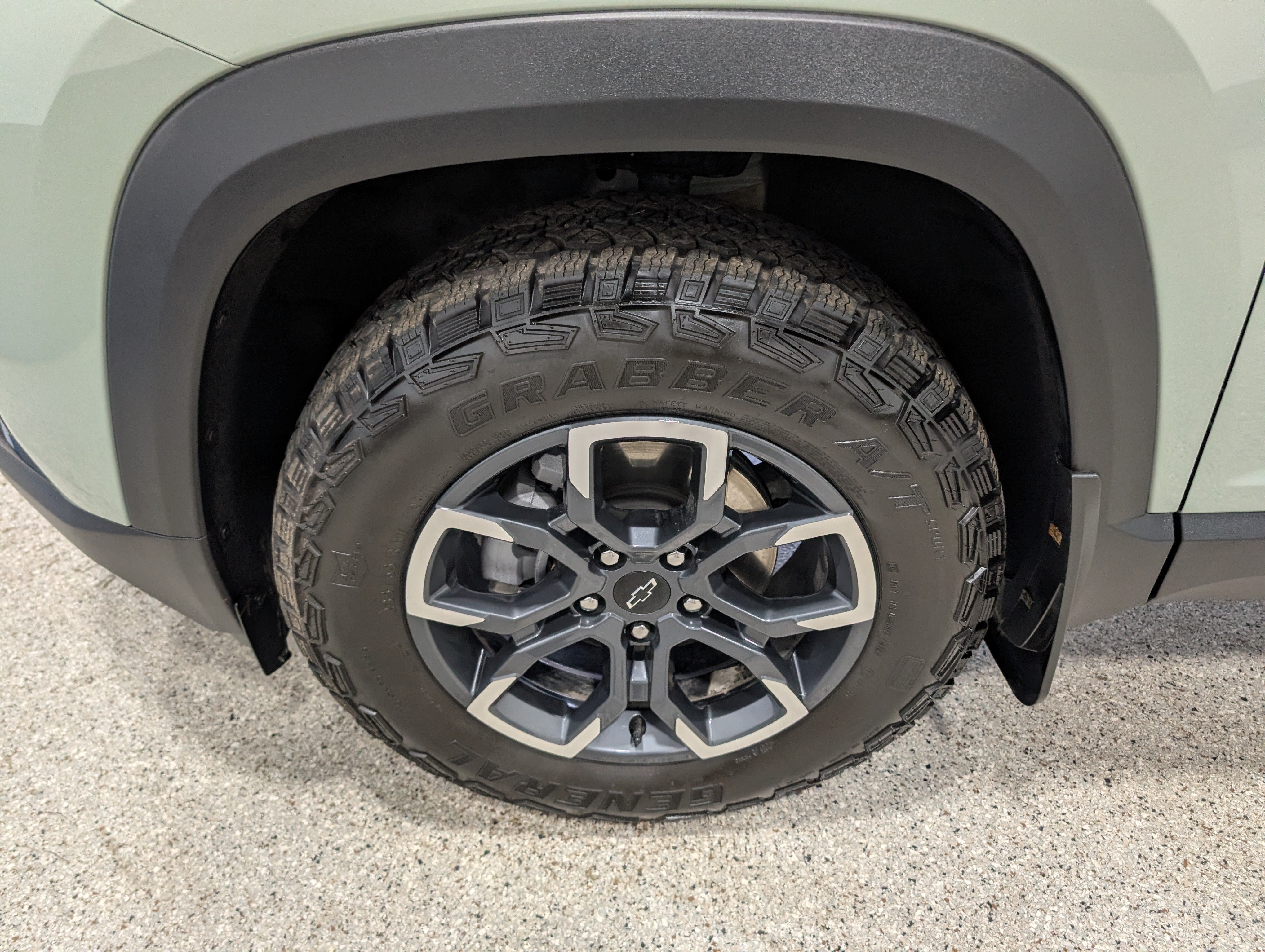 2025 Chevrolet Equinox ACTIV