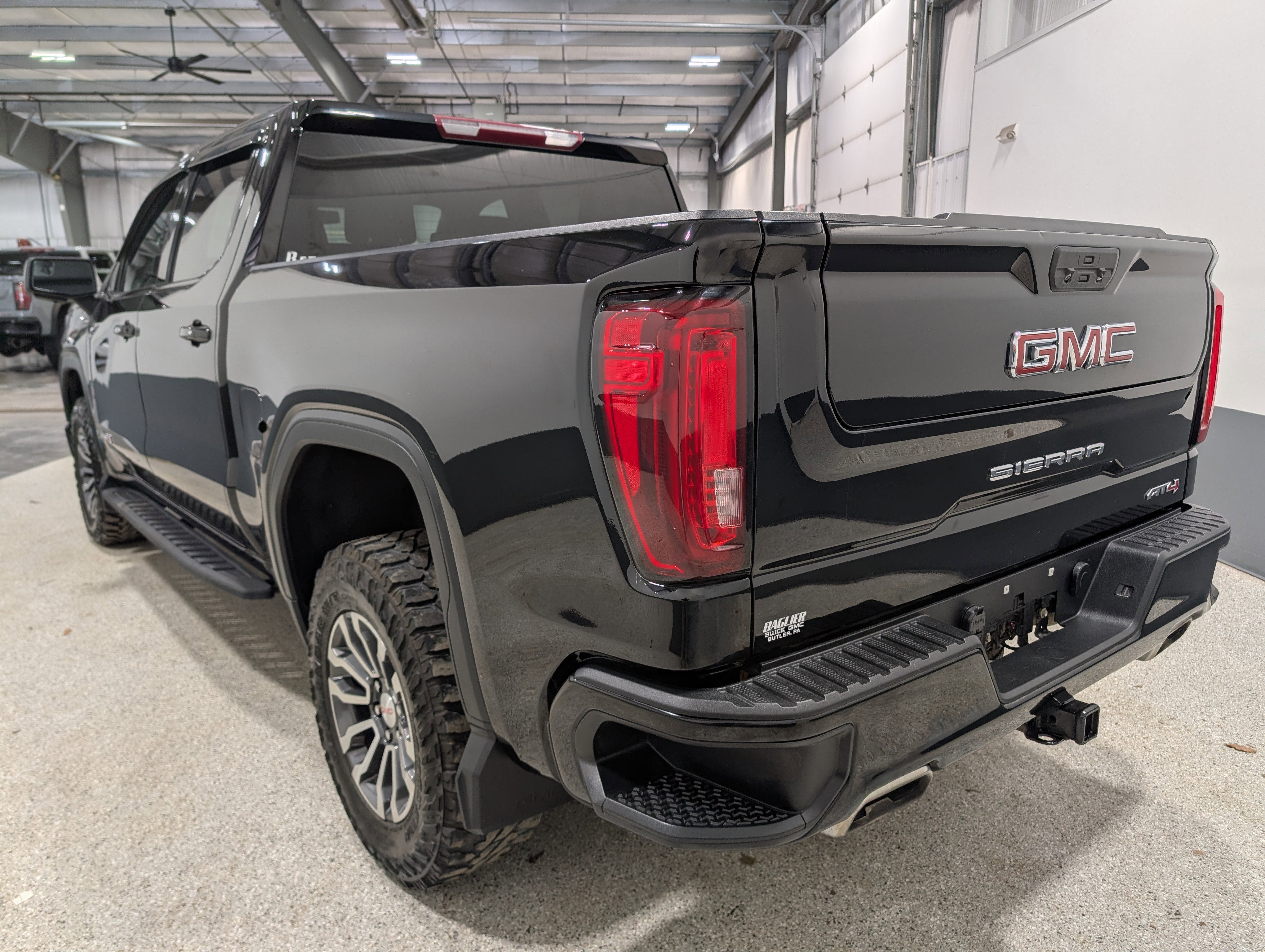 2022 GMC Sierra 1500 Limited AT4