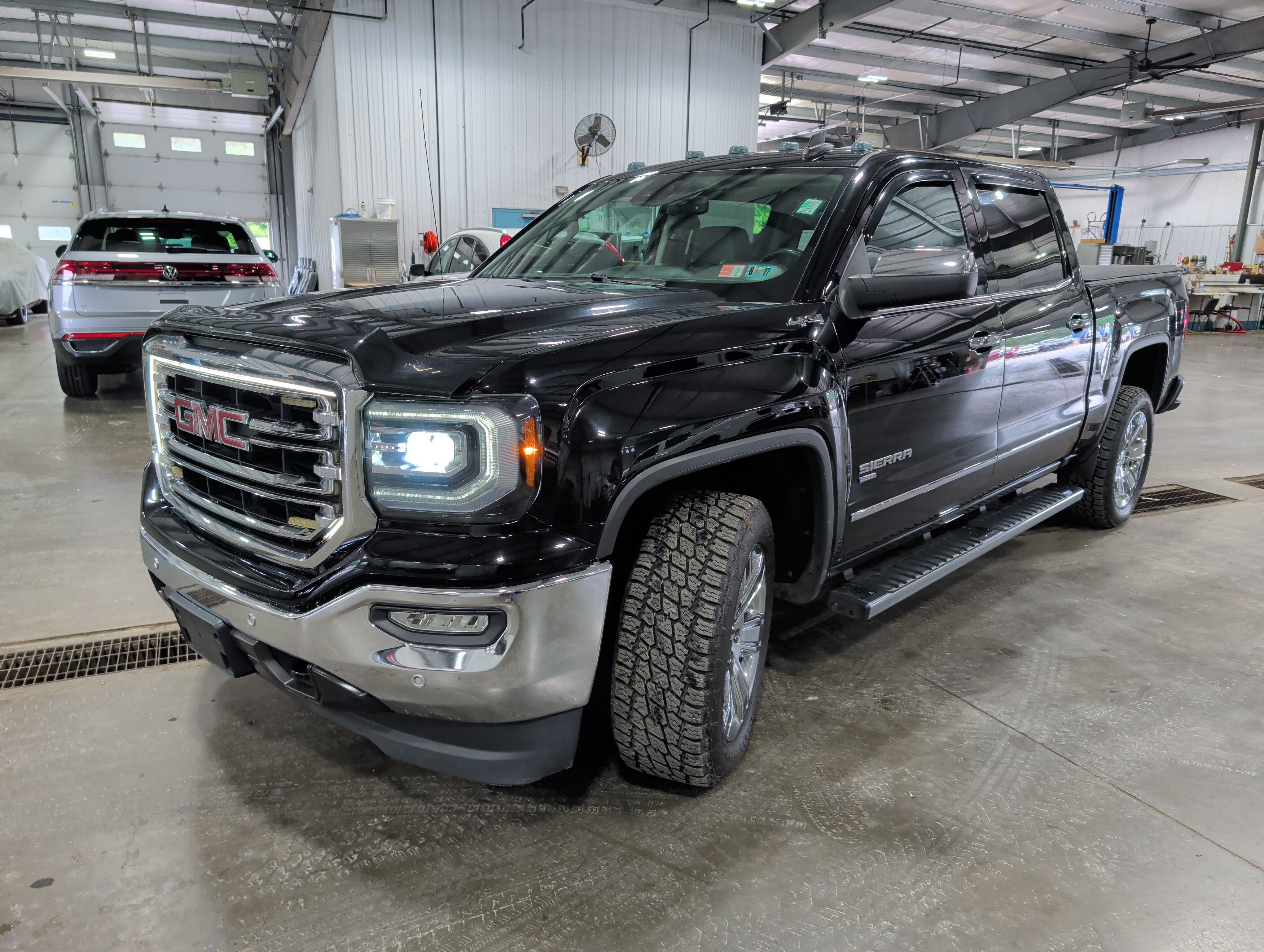 2018 GMC Sierra 1500 SLT