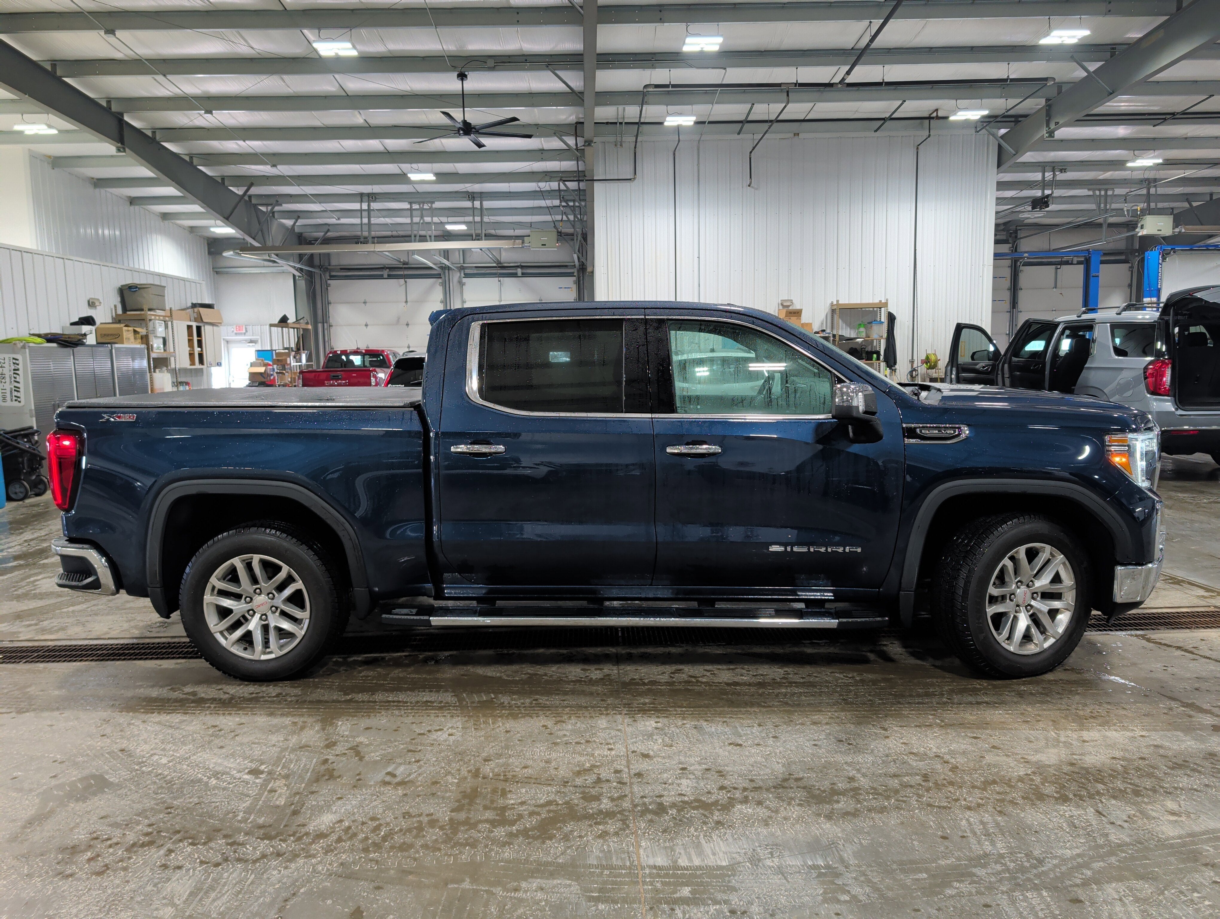2020 GMC Sierra 1500 SLT