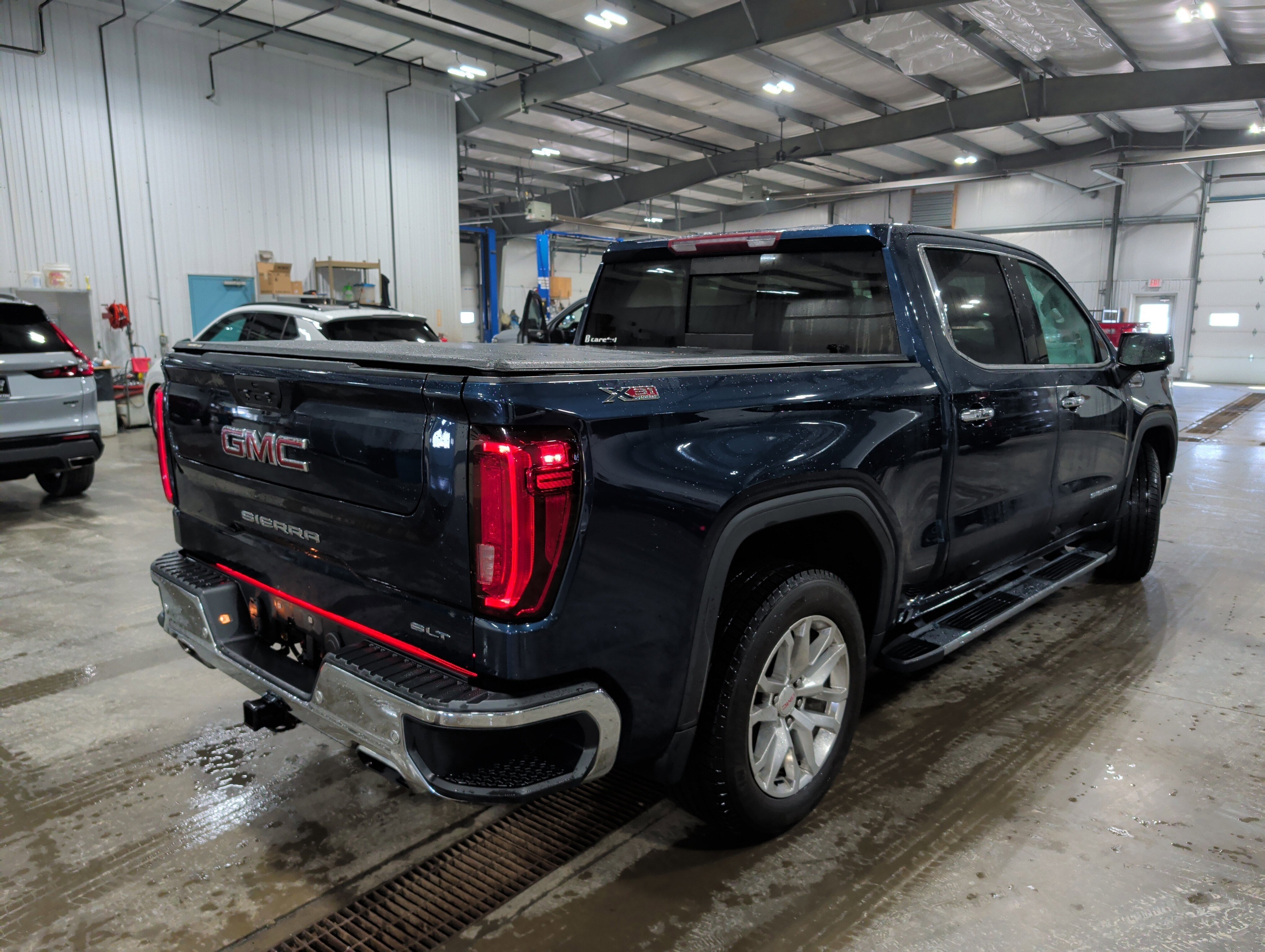 2020 GMC Sierra 1500 SLT