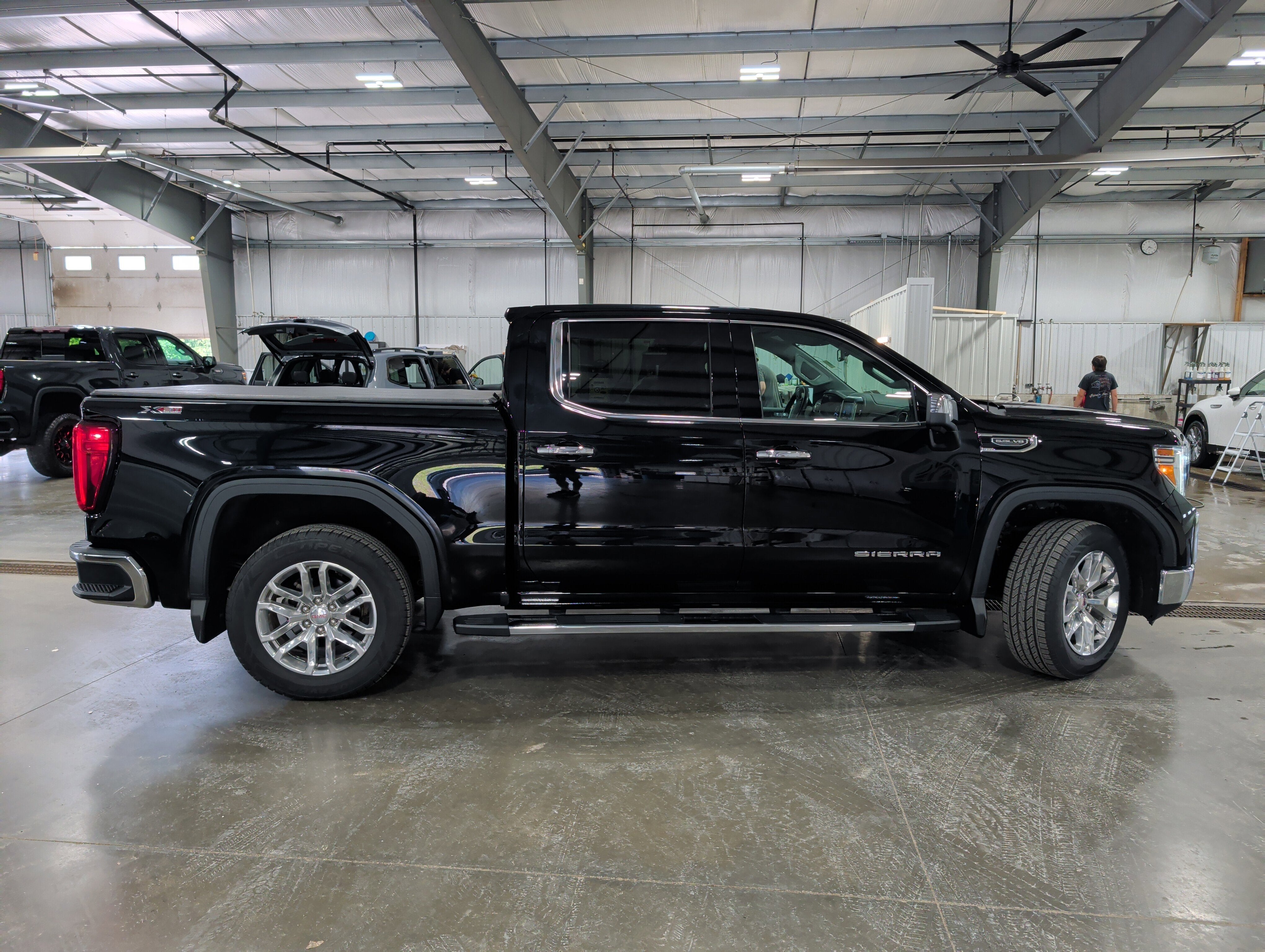 2020 GMC Sierra 1500 SLT