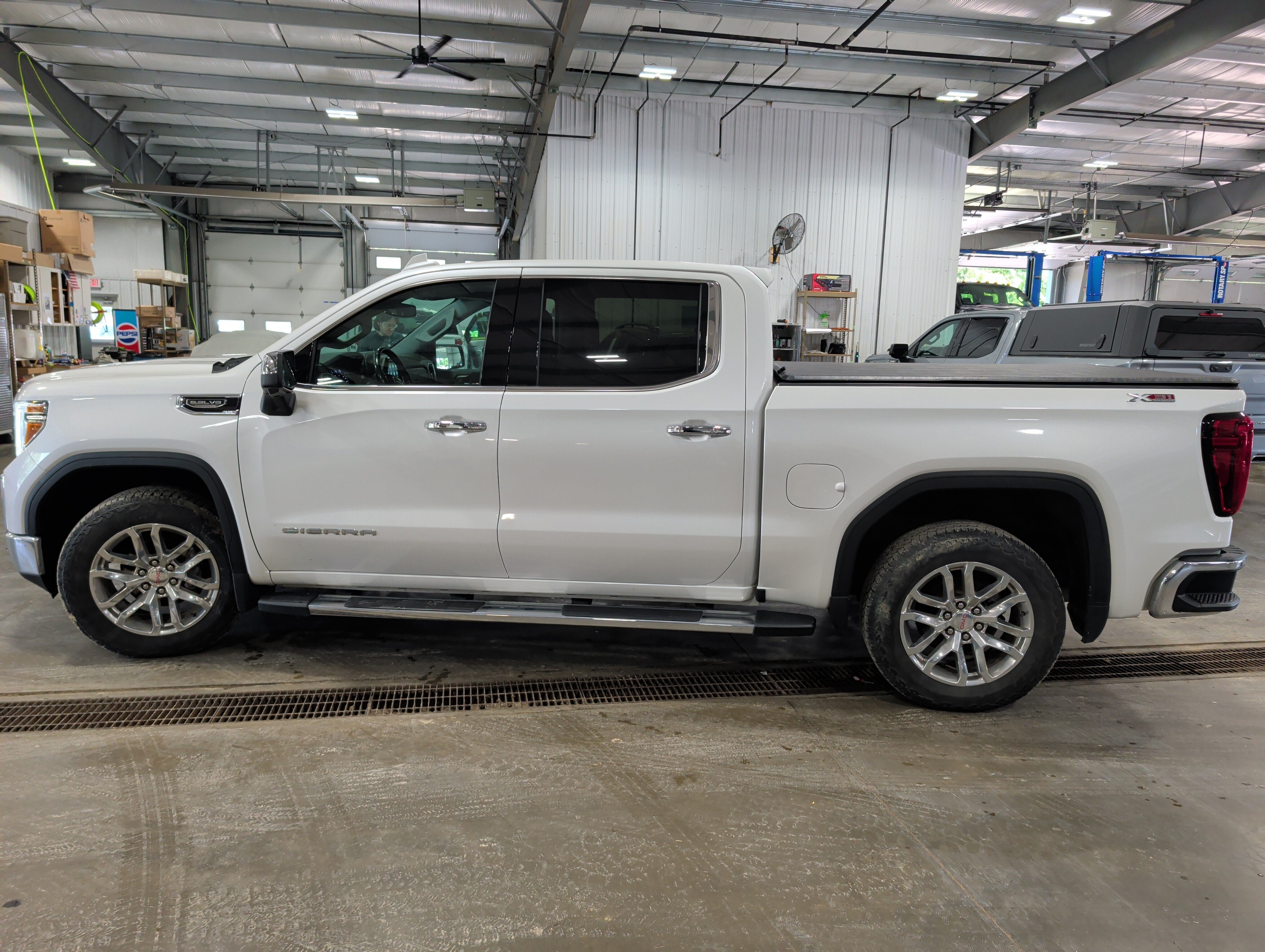 2021 GMC Sierra 1500 SLT