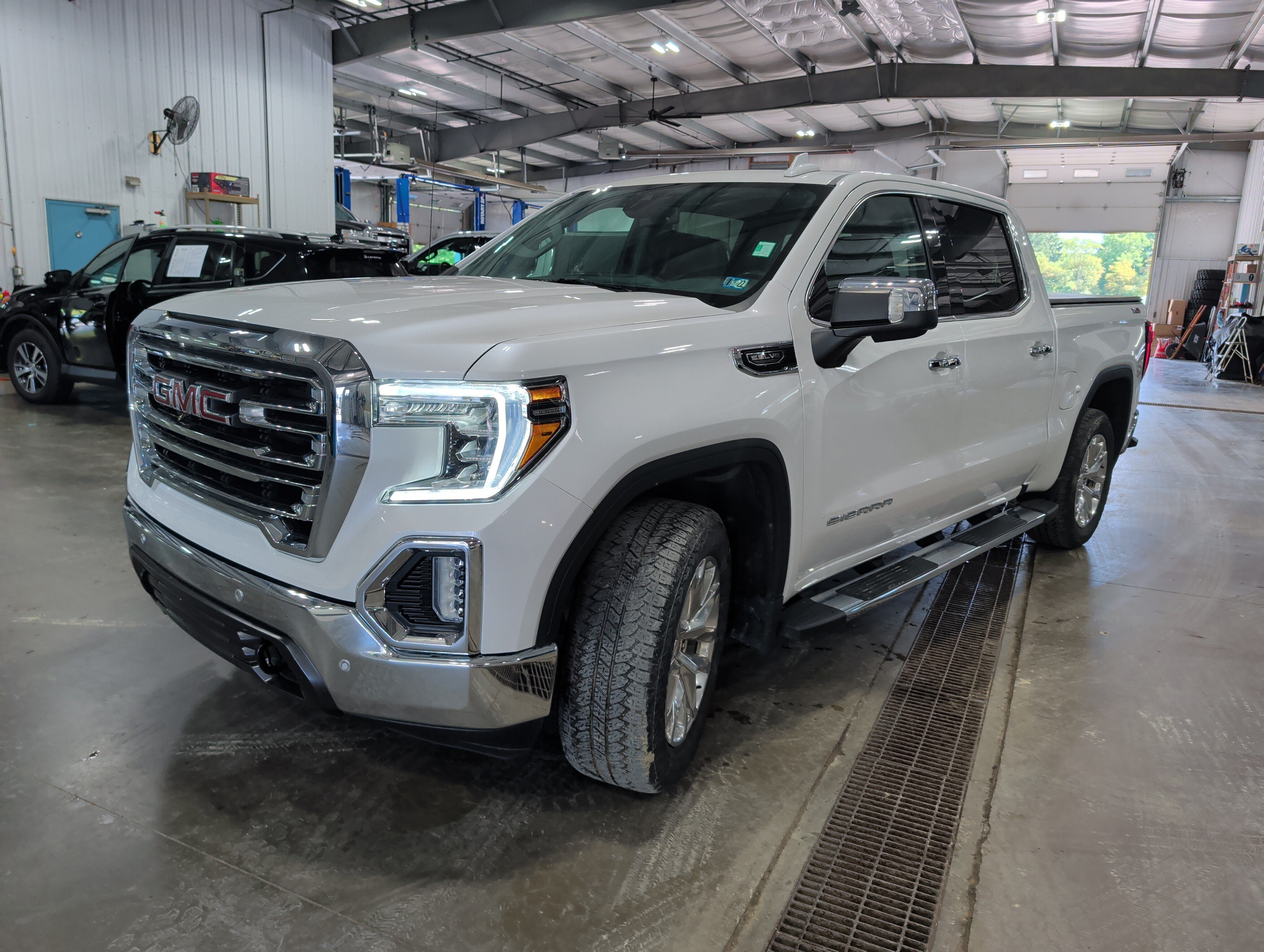 2021 GMC Sierra 1500 SLT