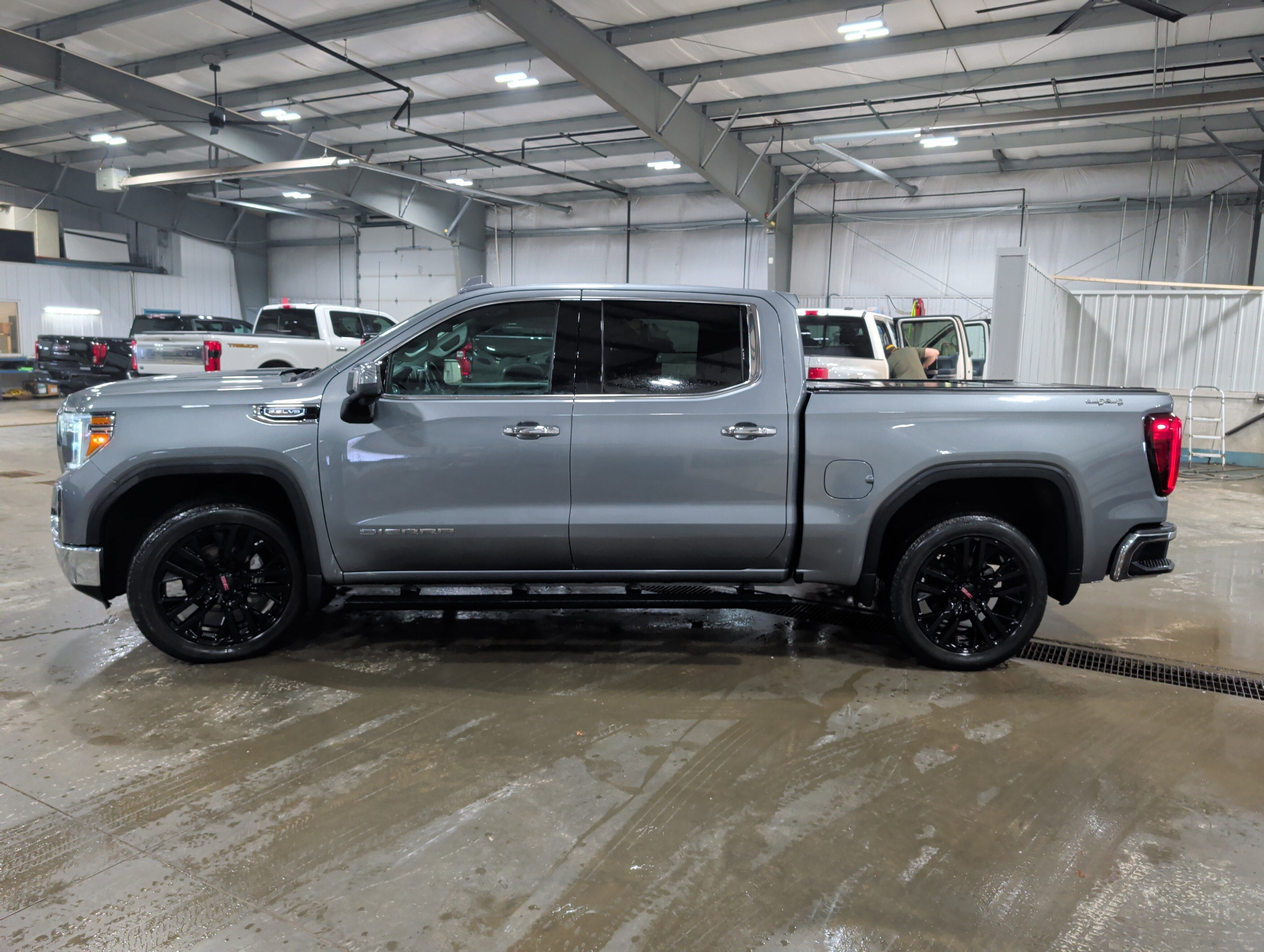 2021 GMC Sierra 1500 SLT