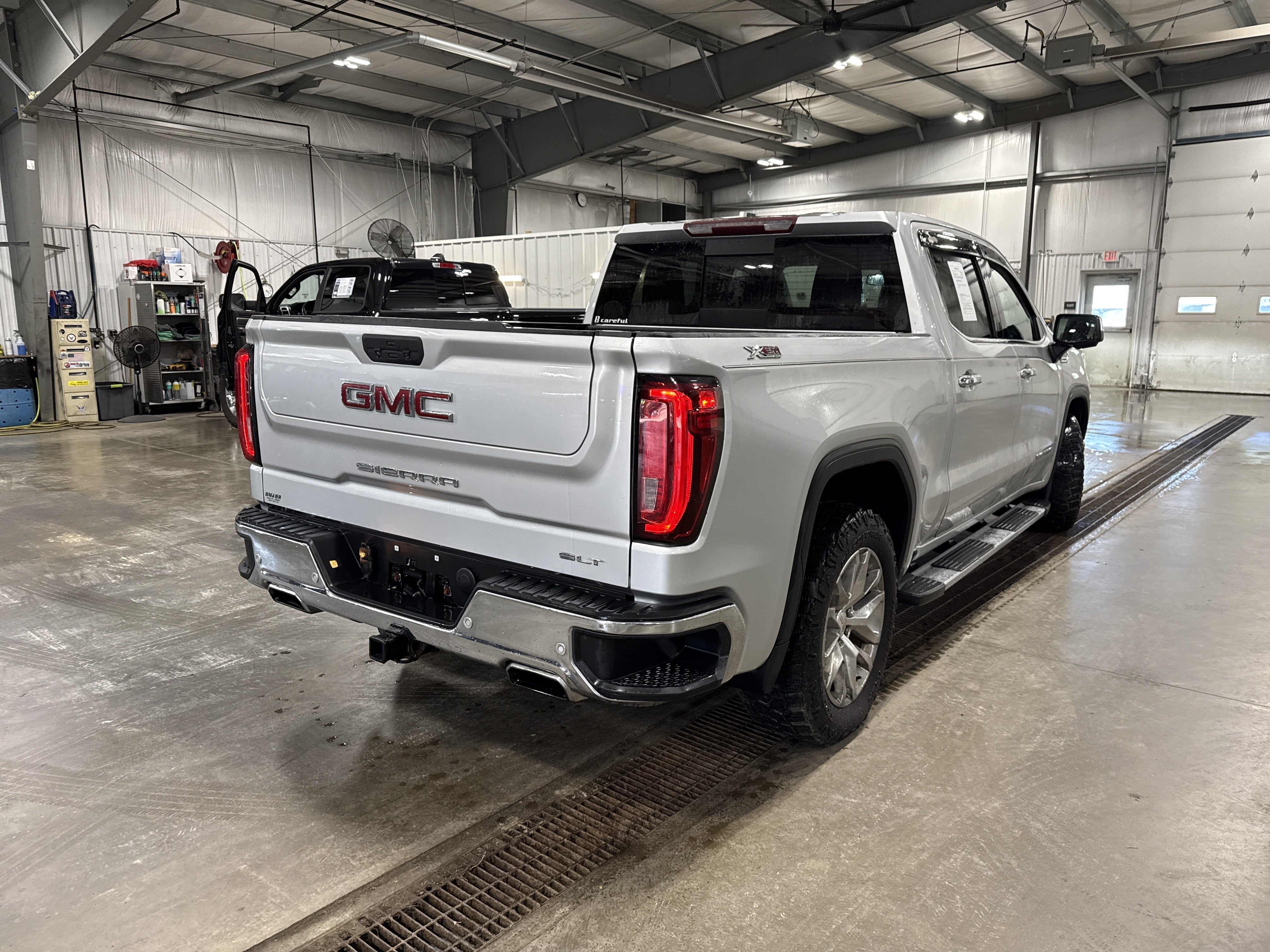 2020 GMC Sierra 1500 SLT