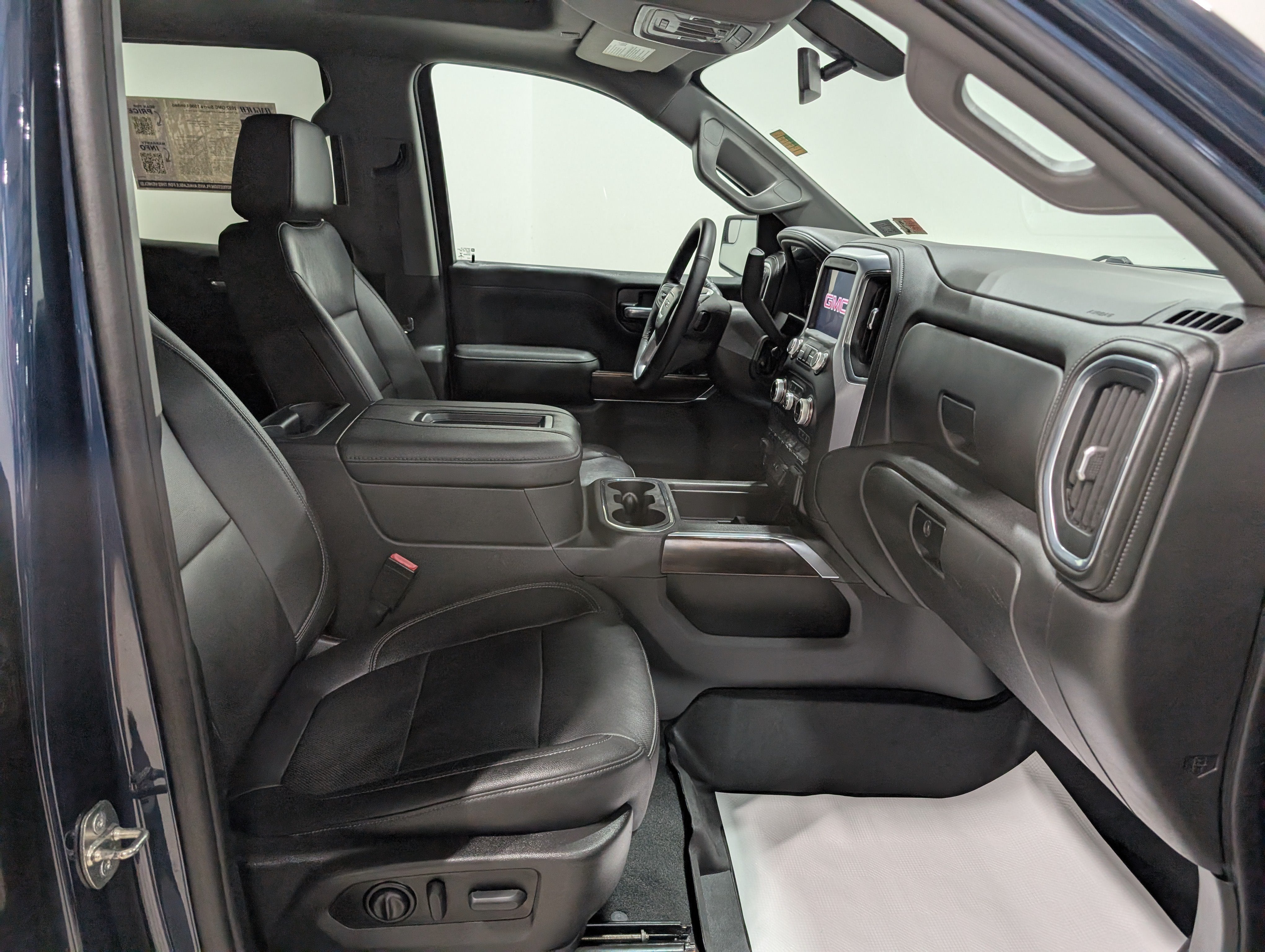 2022 GMC Sierra 1500 Limited SLT
