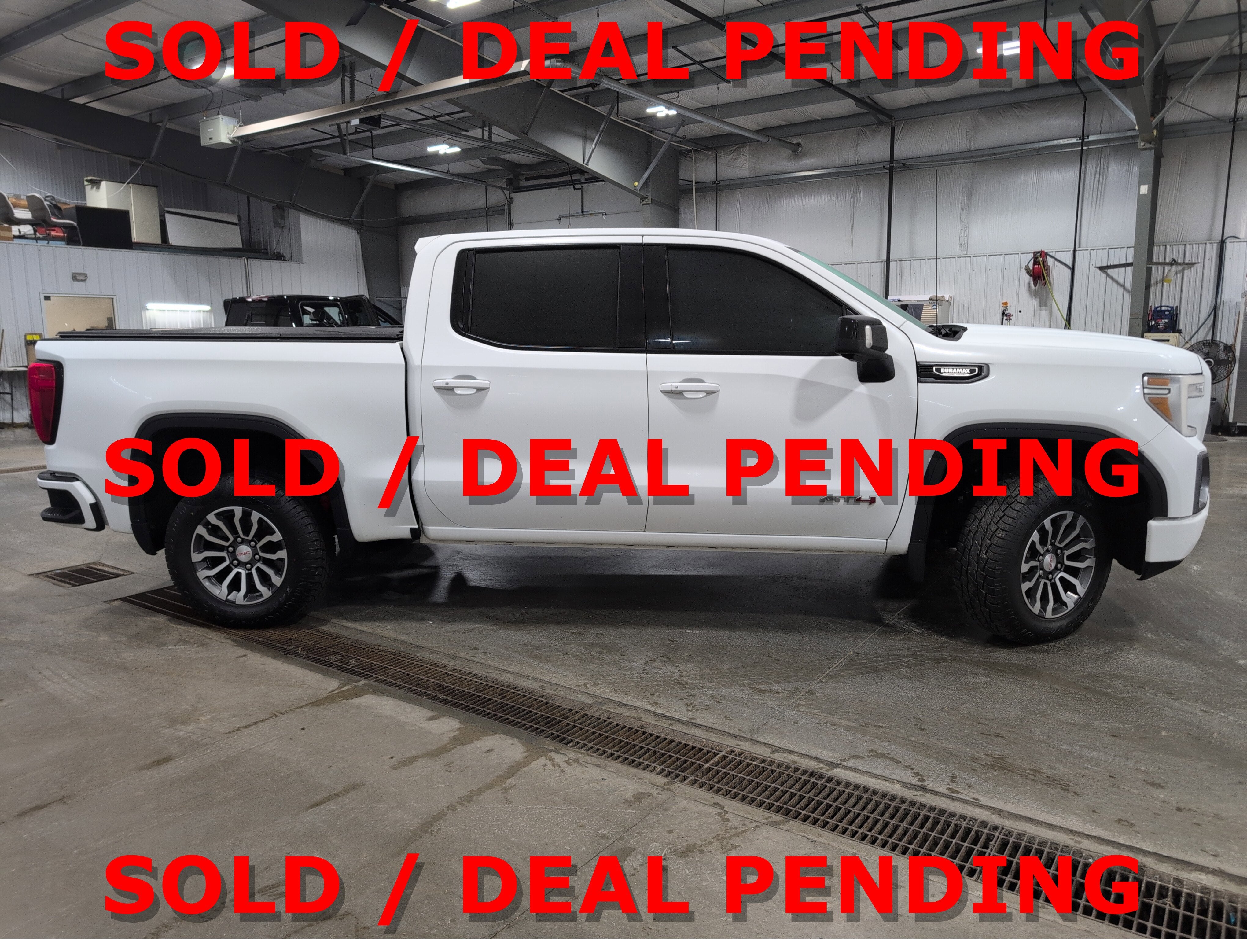 2021 GMC Sierra 1500 AT4