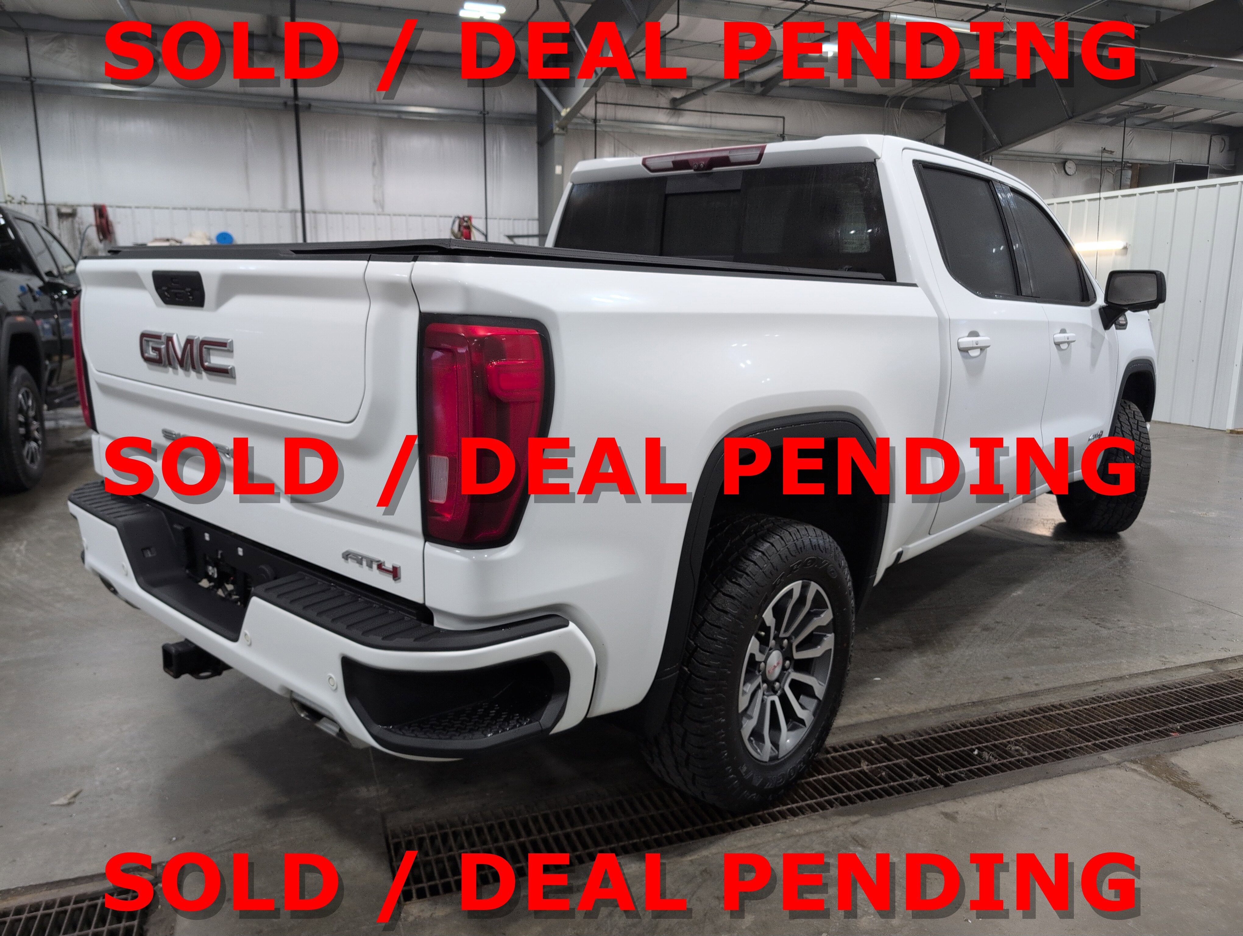 2021 GMC Sierra 1500 AT4