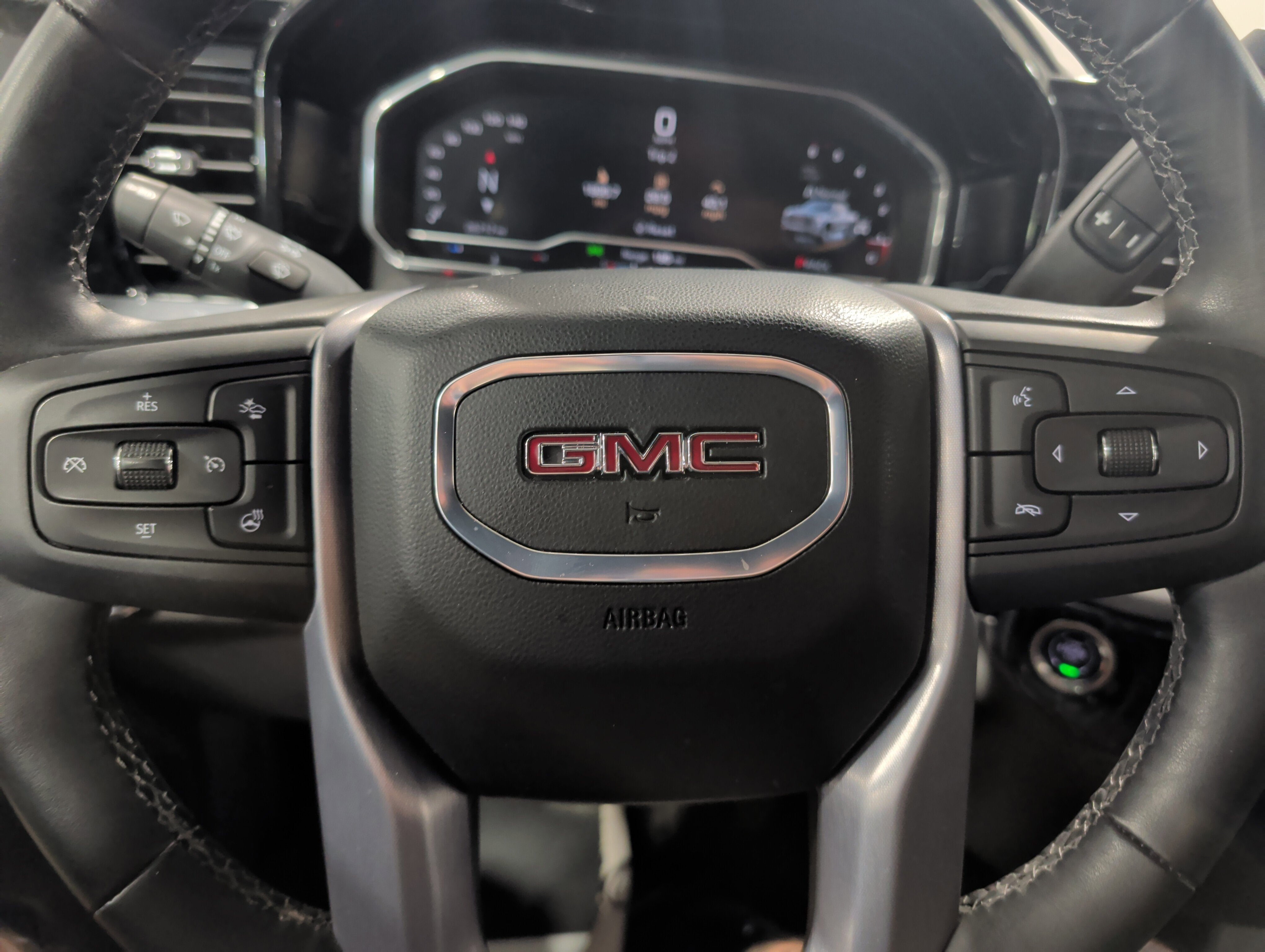 2024 GMC Sierra 1500 Elevation