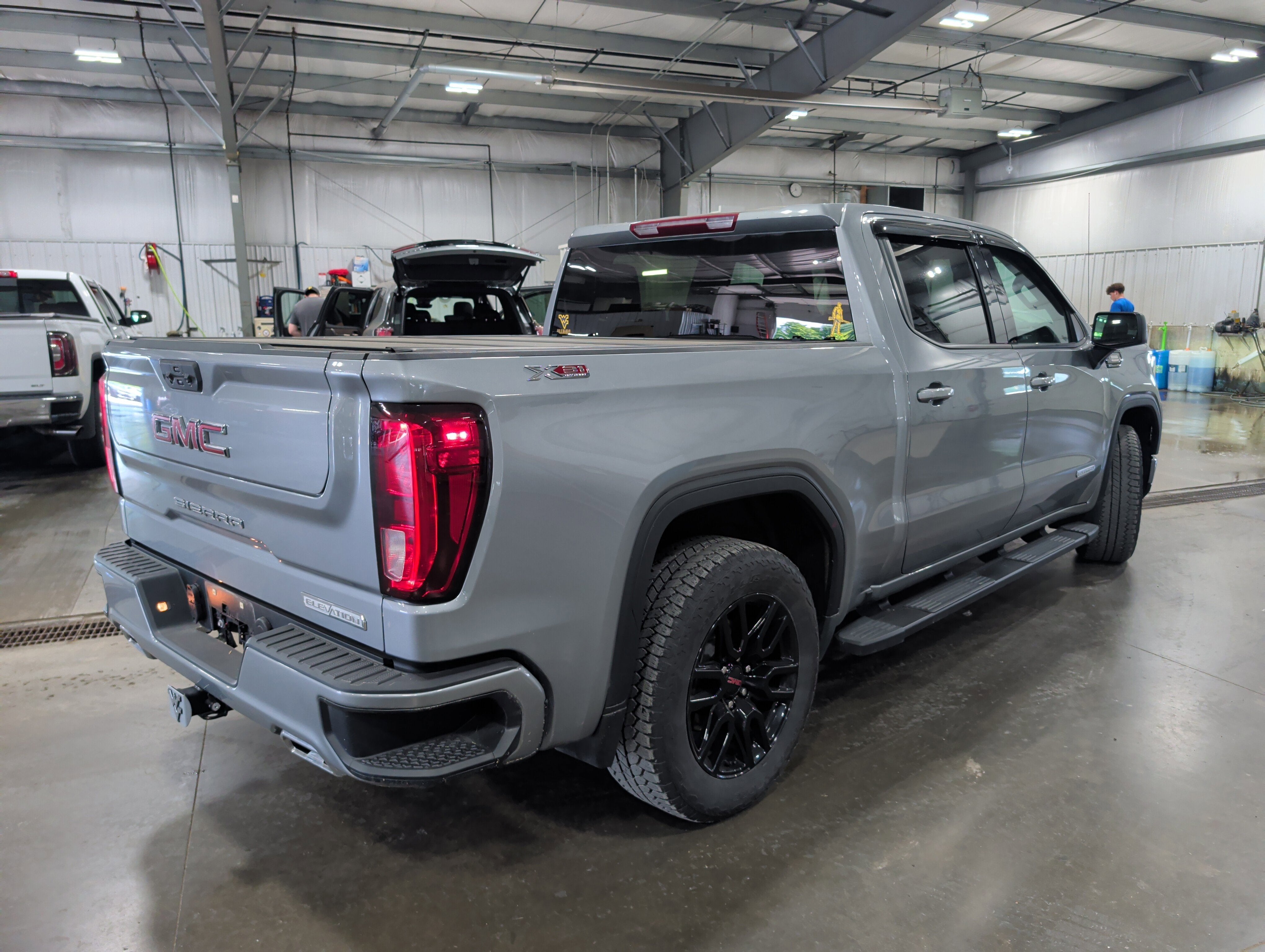 2024 GMC Sierra 1500 Elevation