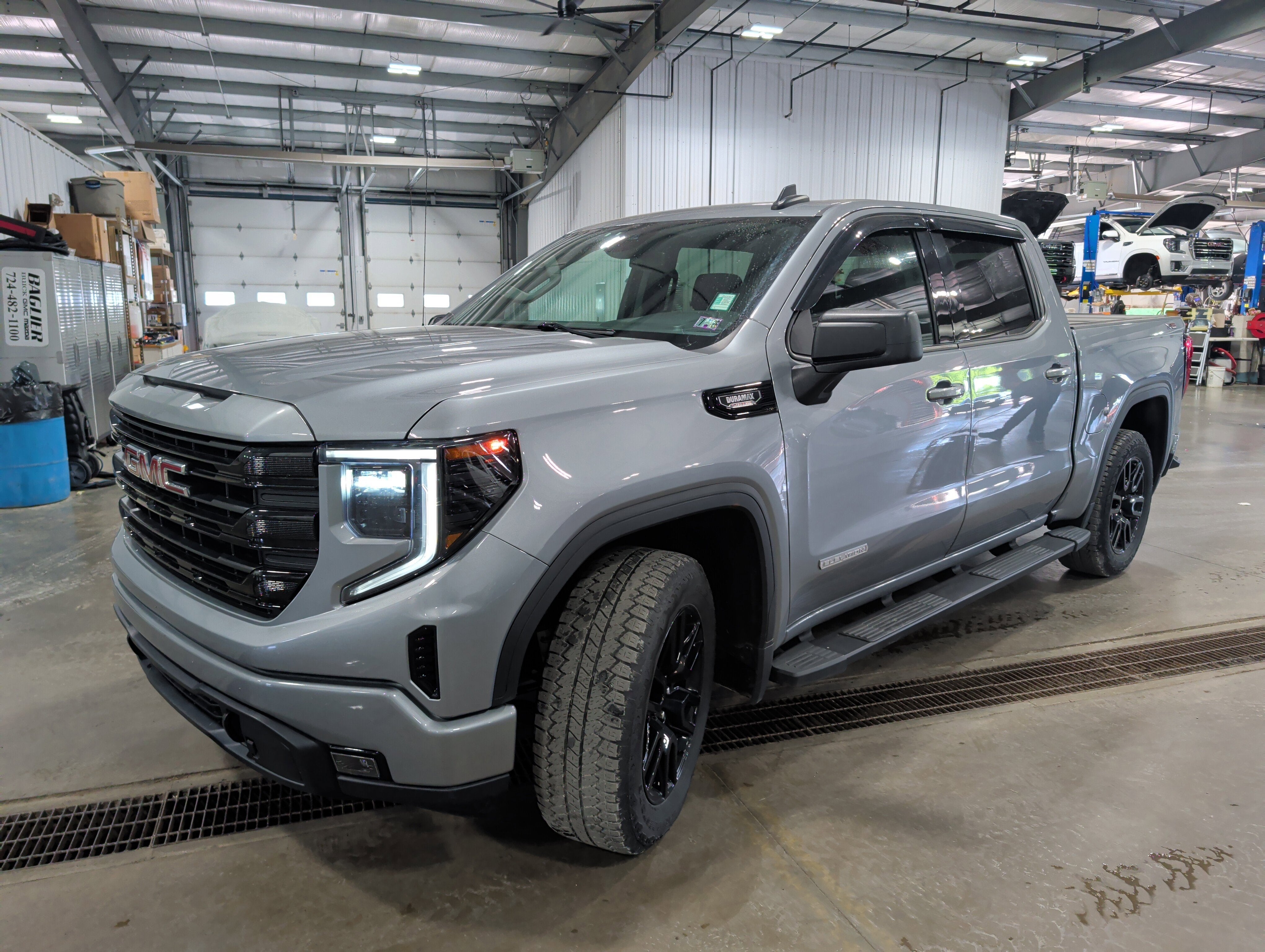 2024 GMC Sierra 1500 Elevation
